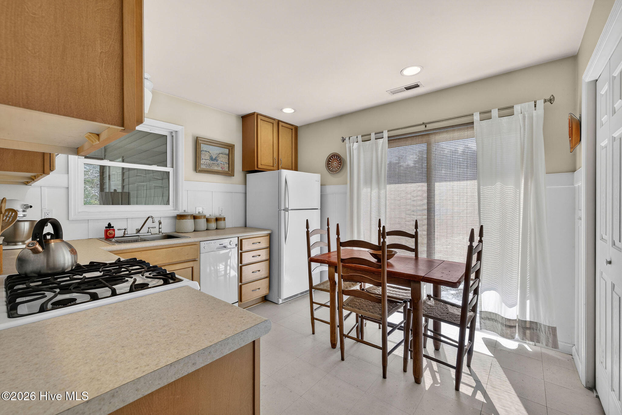 100556550 | Photo 17