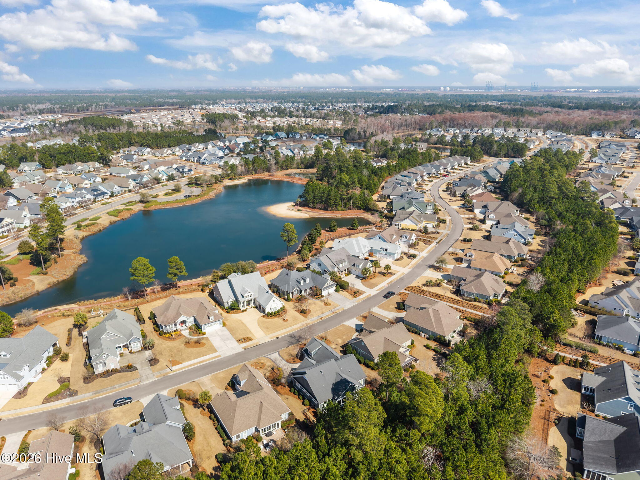 100557705 | Photo 39