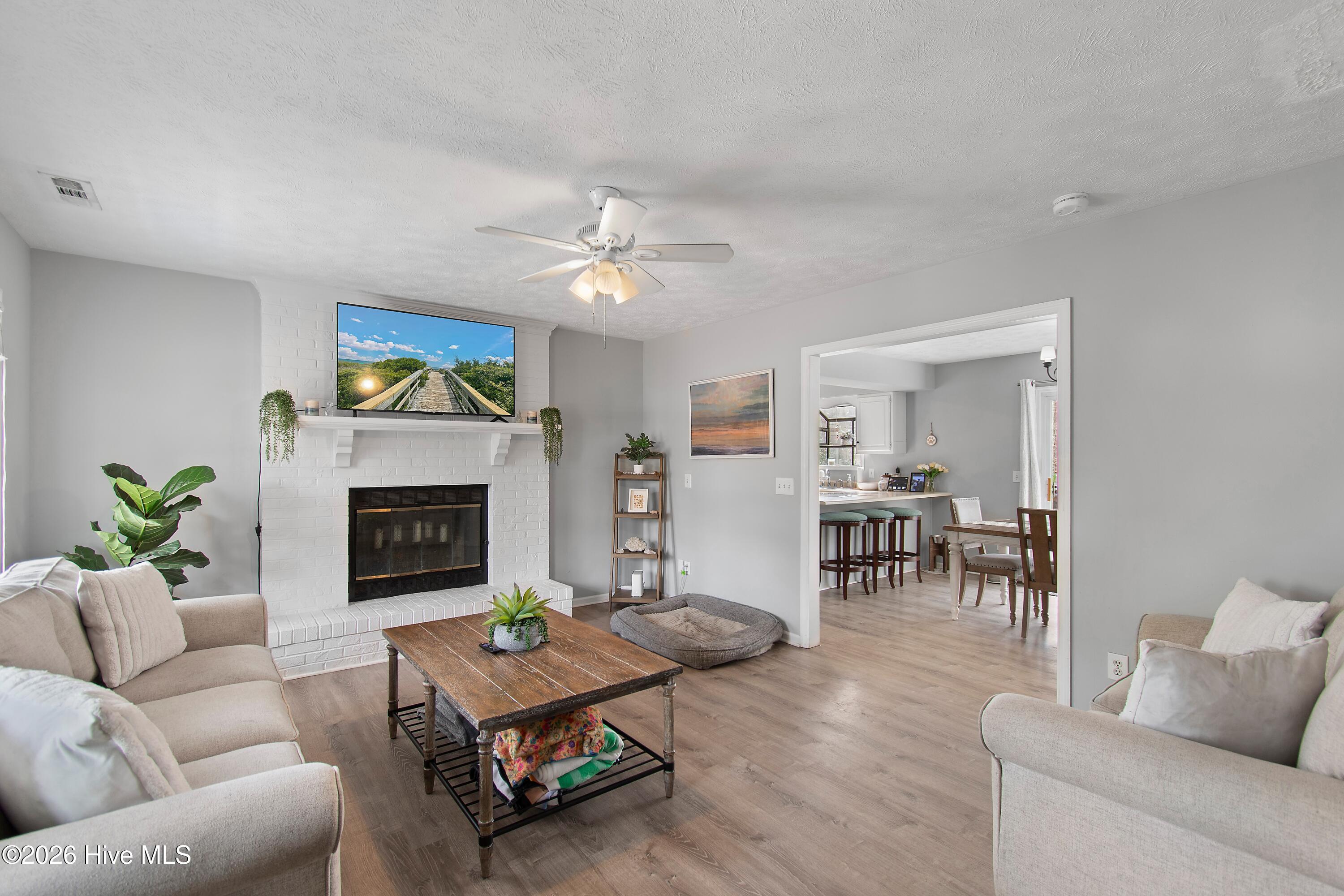 100557511 | Photo 14