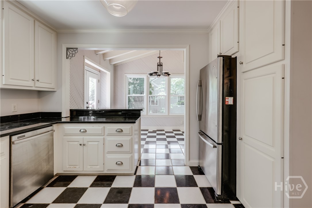 490 McWhorter Drive, Athens, GA 30606 Listing Photo  15