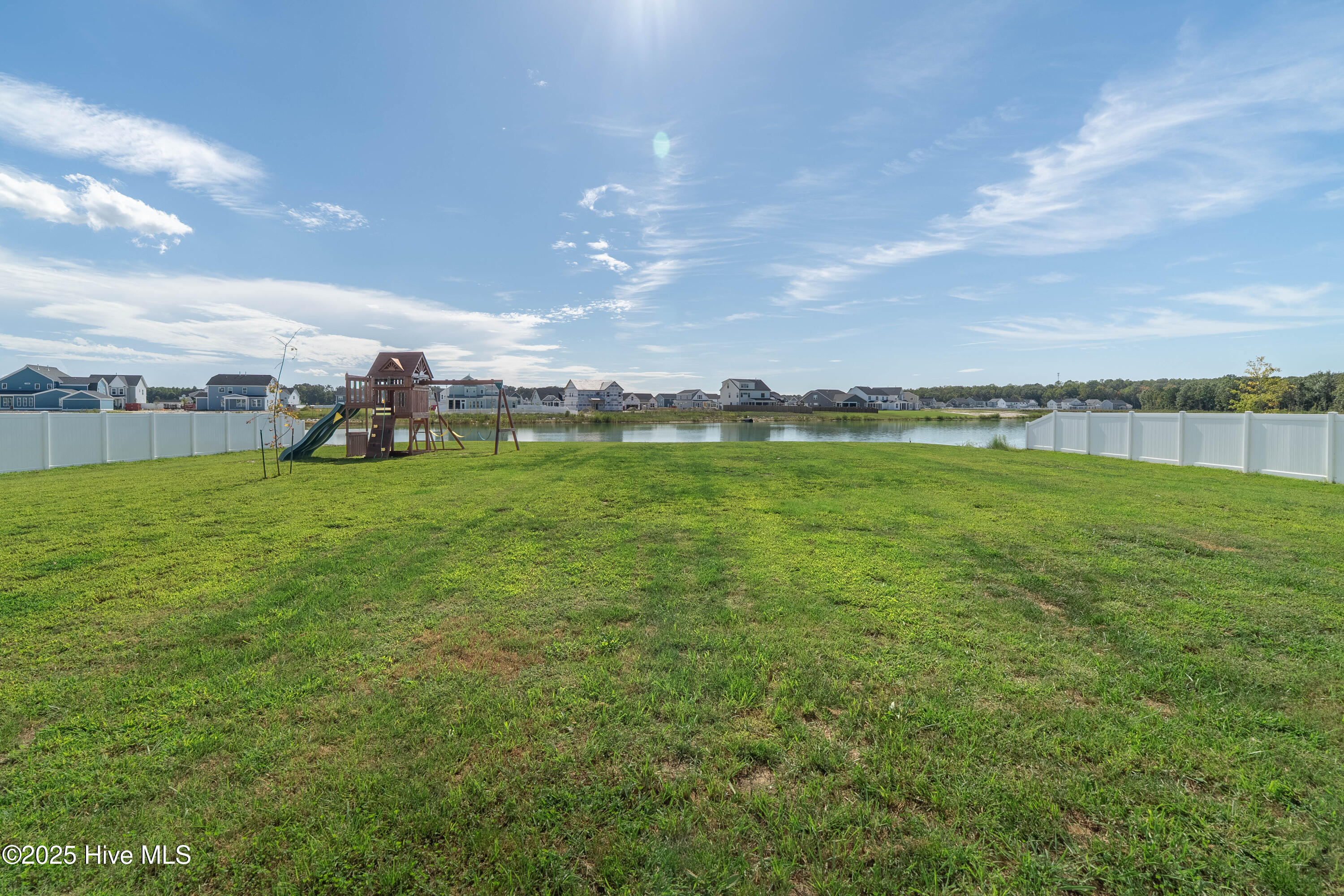 300 Farmstead Loop, Moyock, NC, 27958