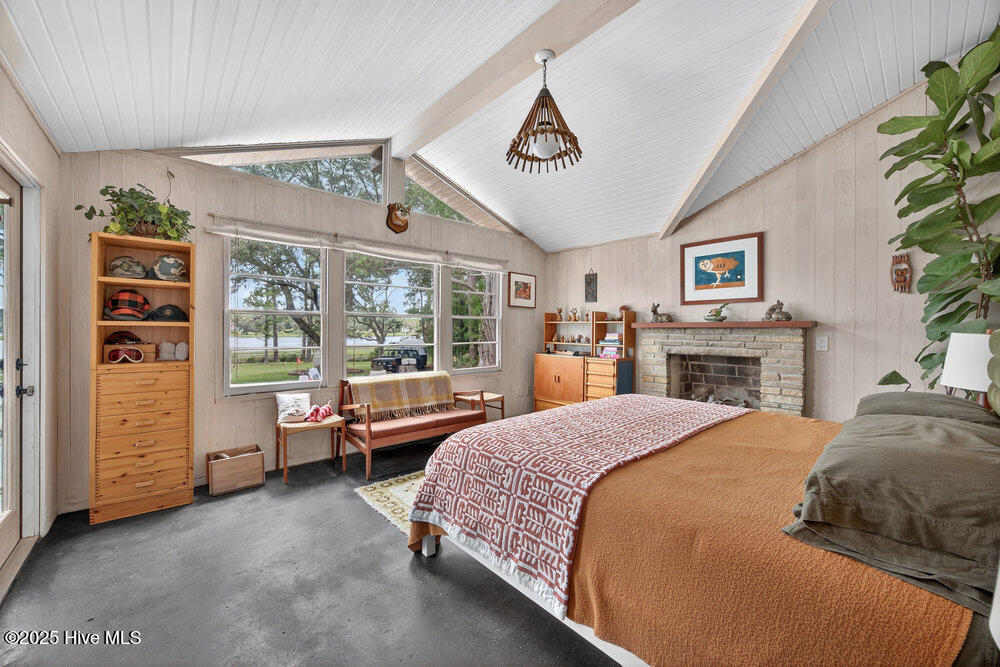 100562548 | Photo 26