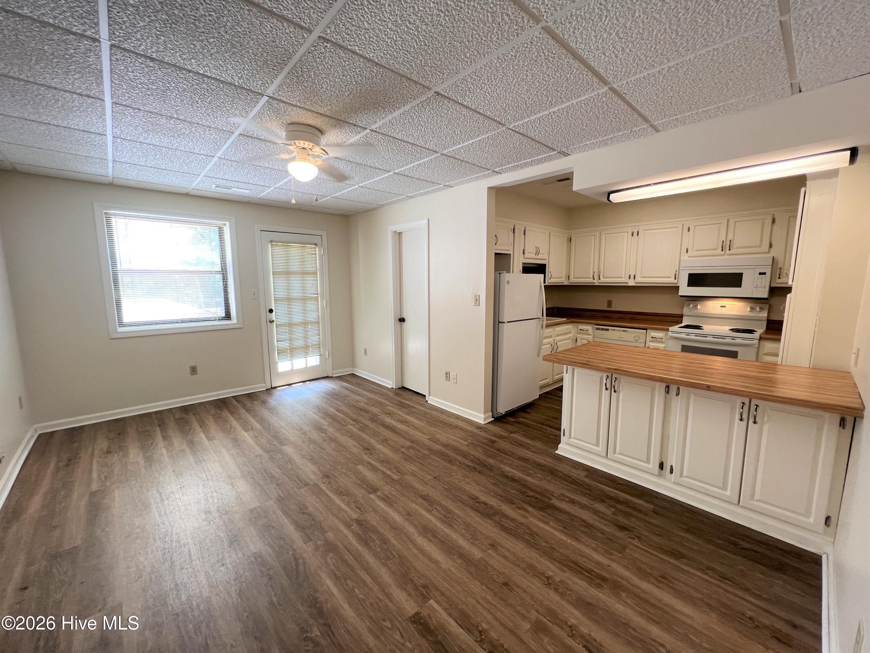 1221 Riverside, Elizabeth City, North Carolina, 1 Bedroom Bedrooms, 3 Rooms Rooms,1 BathroomBathrooms,Apartment,For sale,Riverside,100584771 1221 Riverside, Elizabeth City, North Carolina, 1 Bedroom Bedrooms, 3 Rooms Rooms,1 BathroomBathrooms,Apartment,For sale,Riverside,100584771