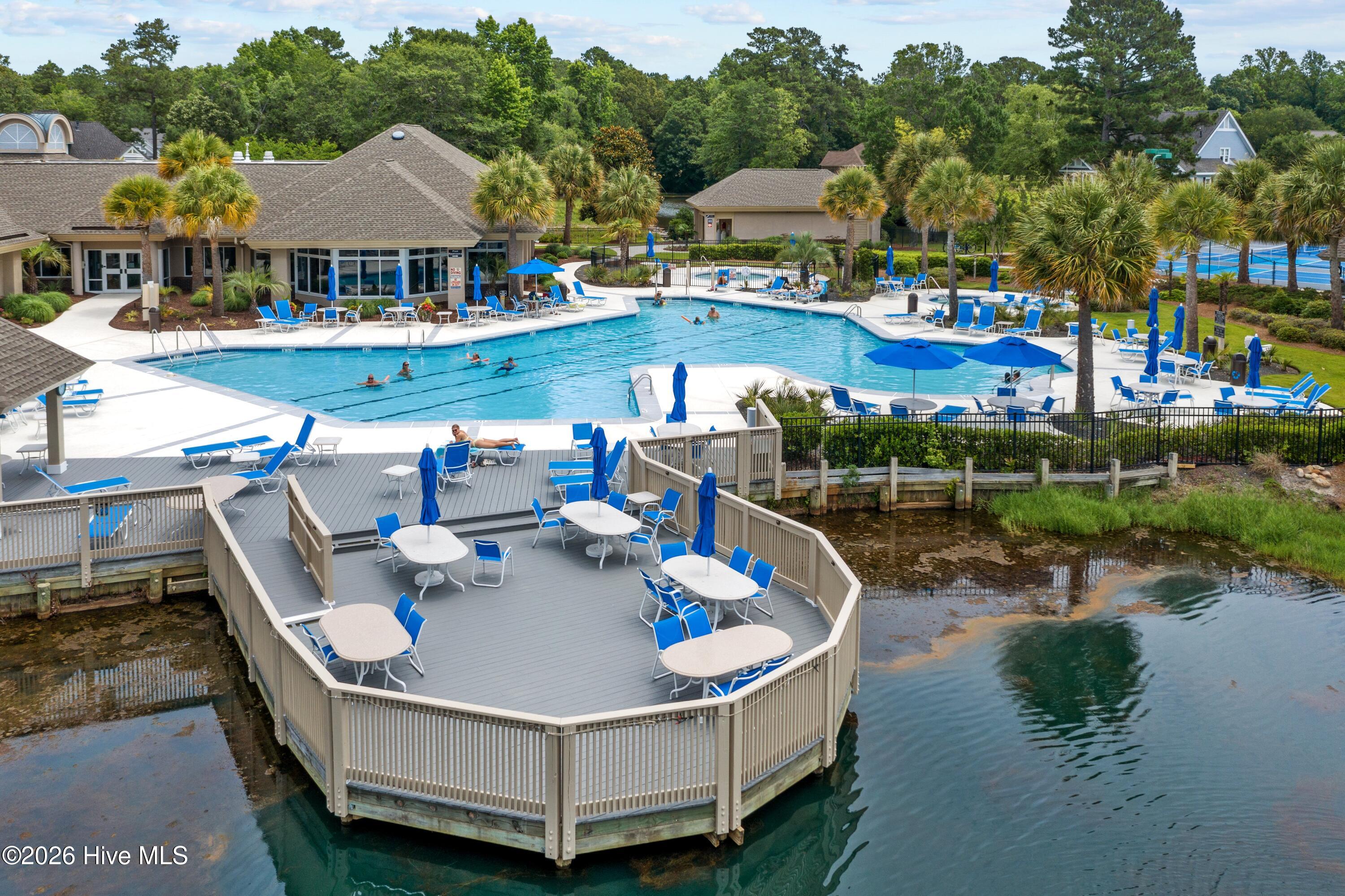 100555580 | Photo 18