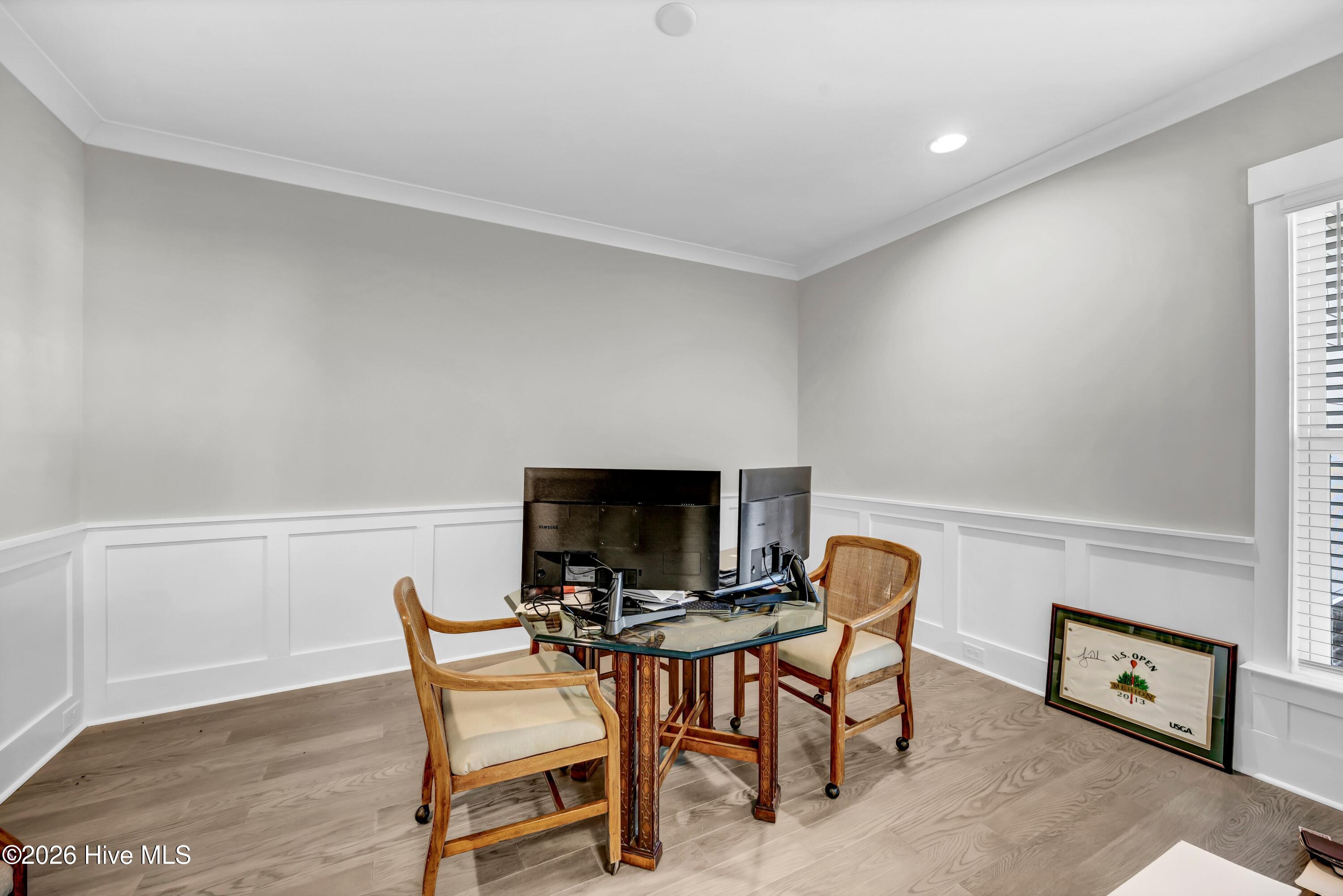 100547699 | Photo 13