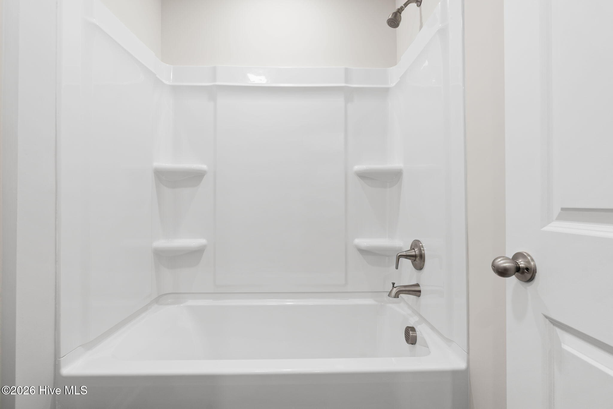 100566498 | Photo 20