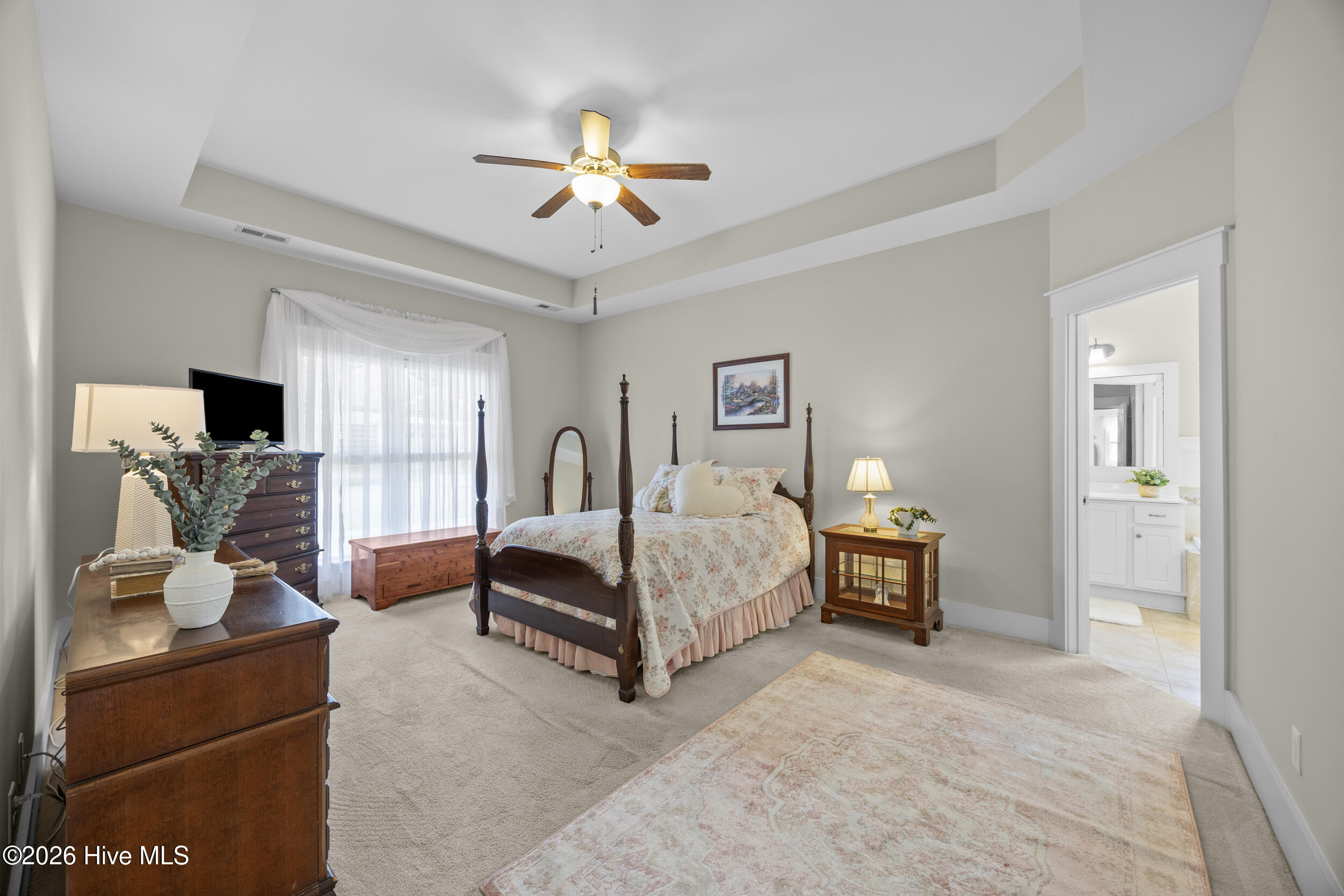 100567413 | Photo 12