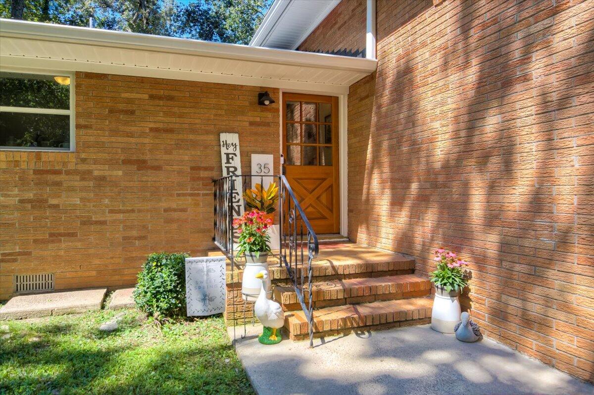 35 Converse Drive