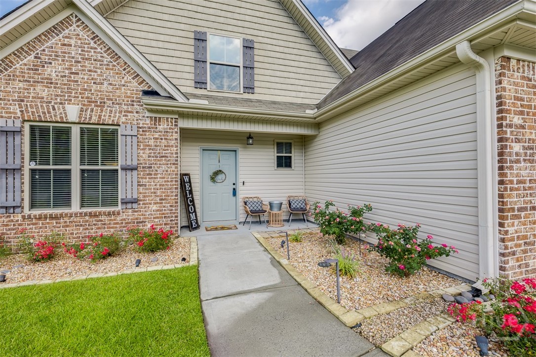 5 bedrooms and 2.5 baths