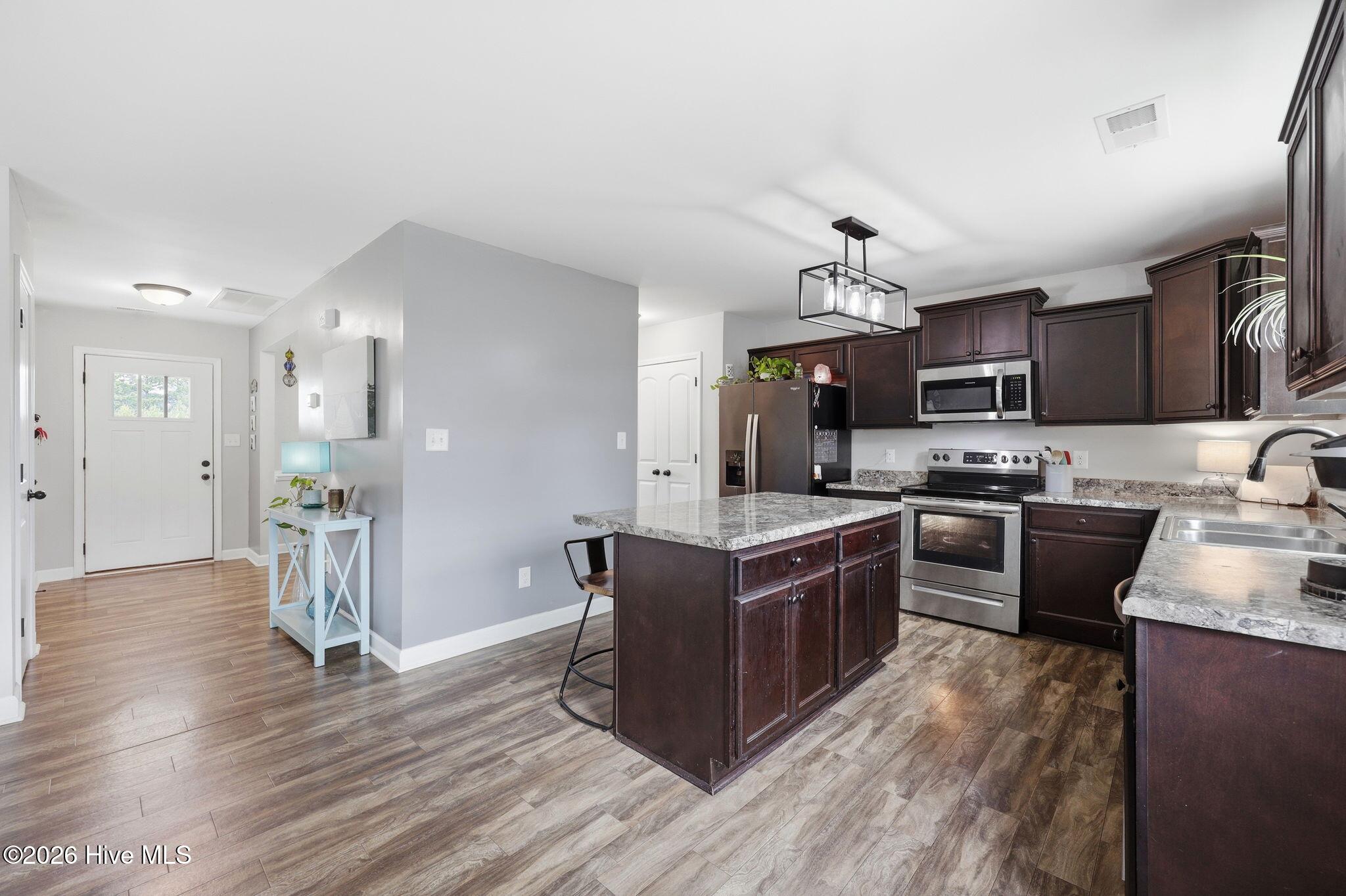 605 Coral Reef Court,Sneads Ferry