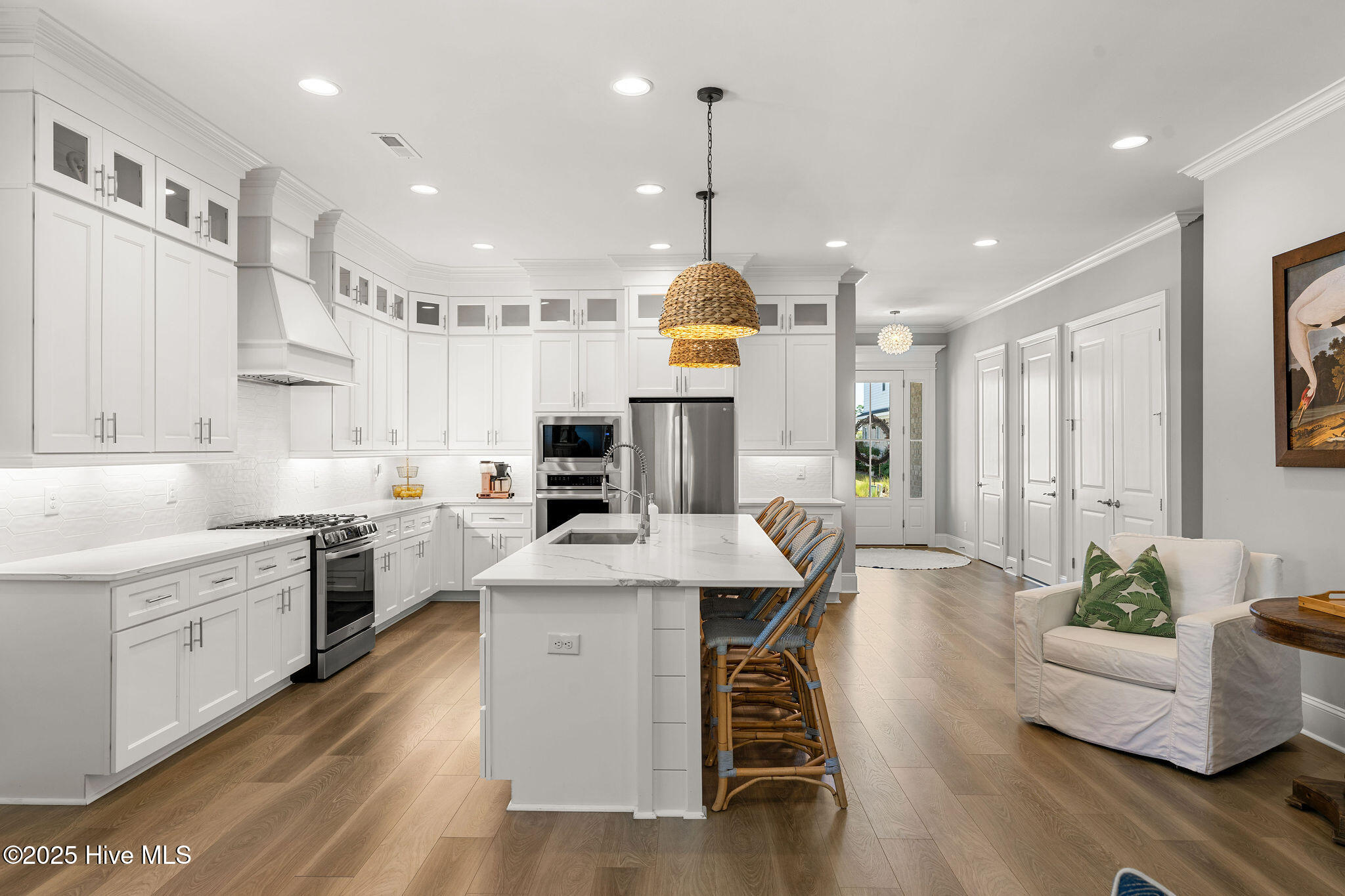 100527939 | Photo 17