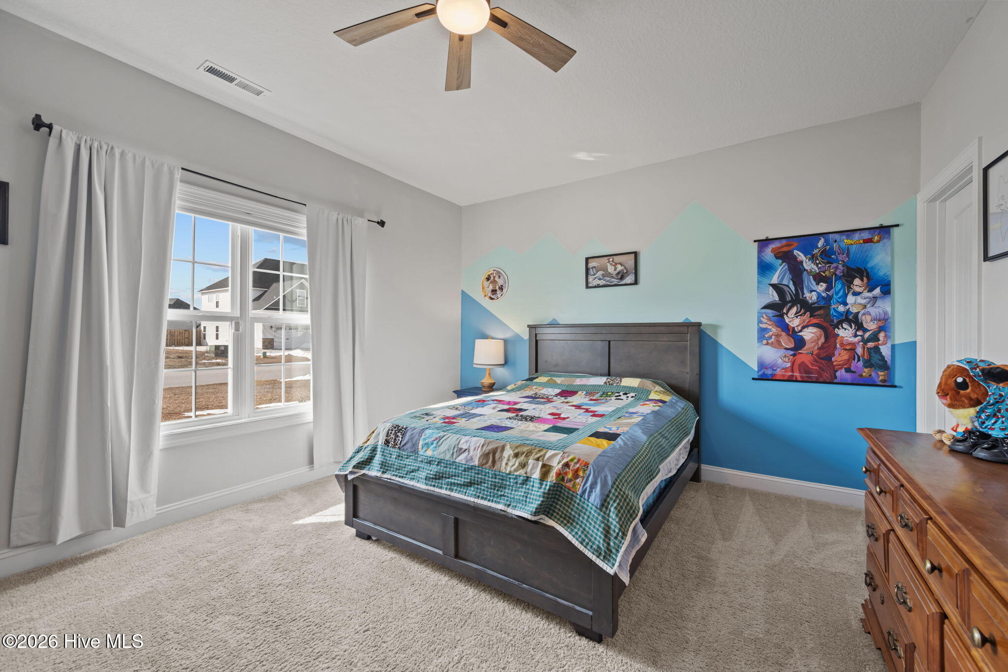 100553324 | Photo 29