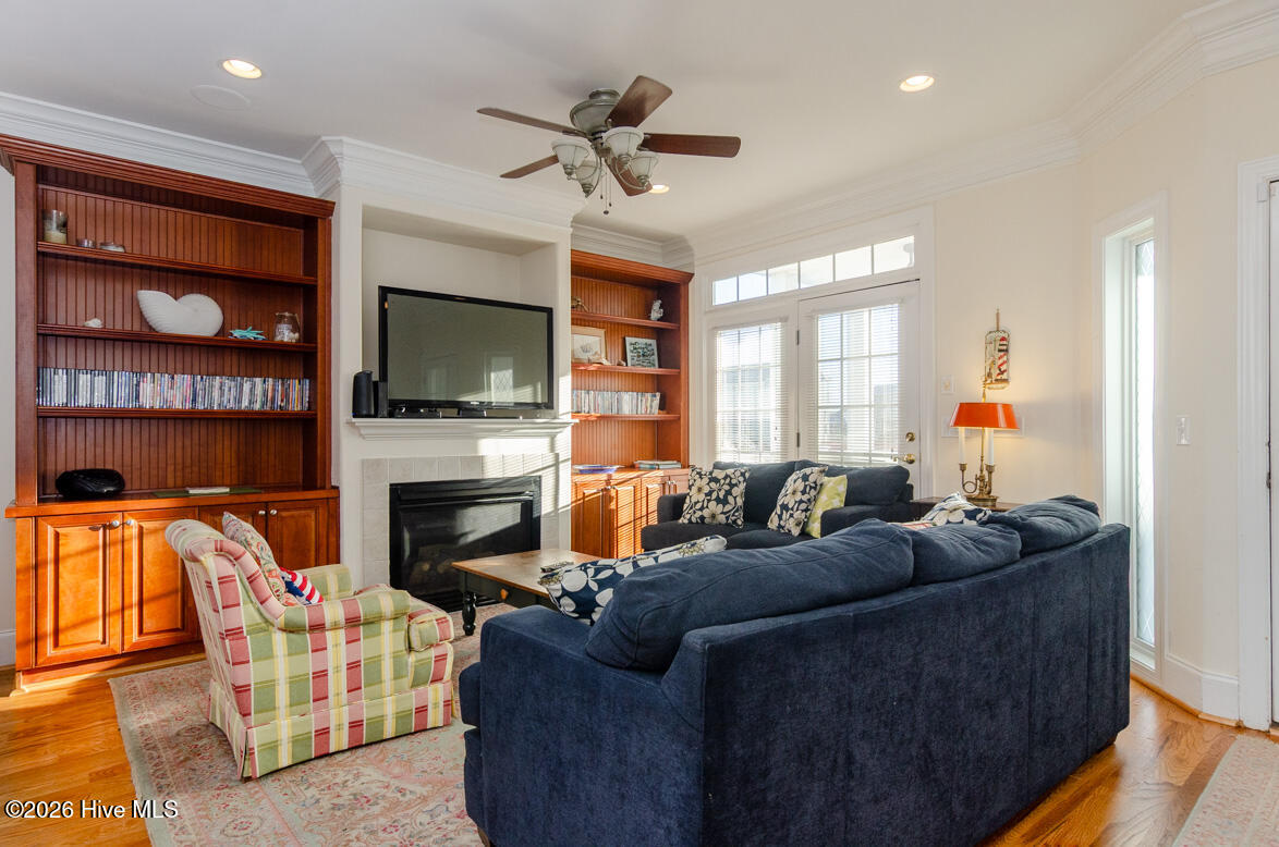 100550509 | Photo 13