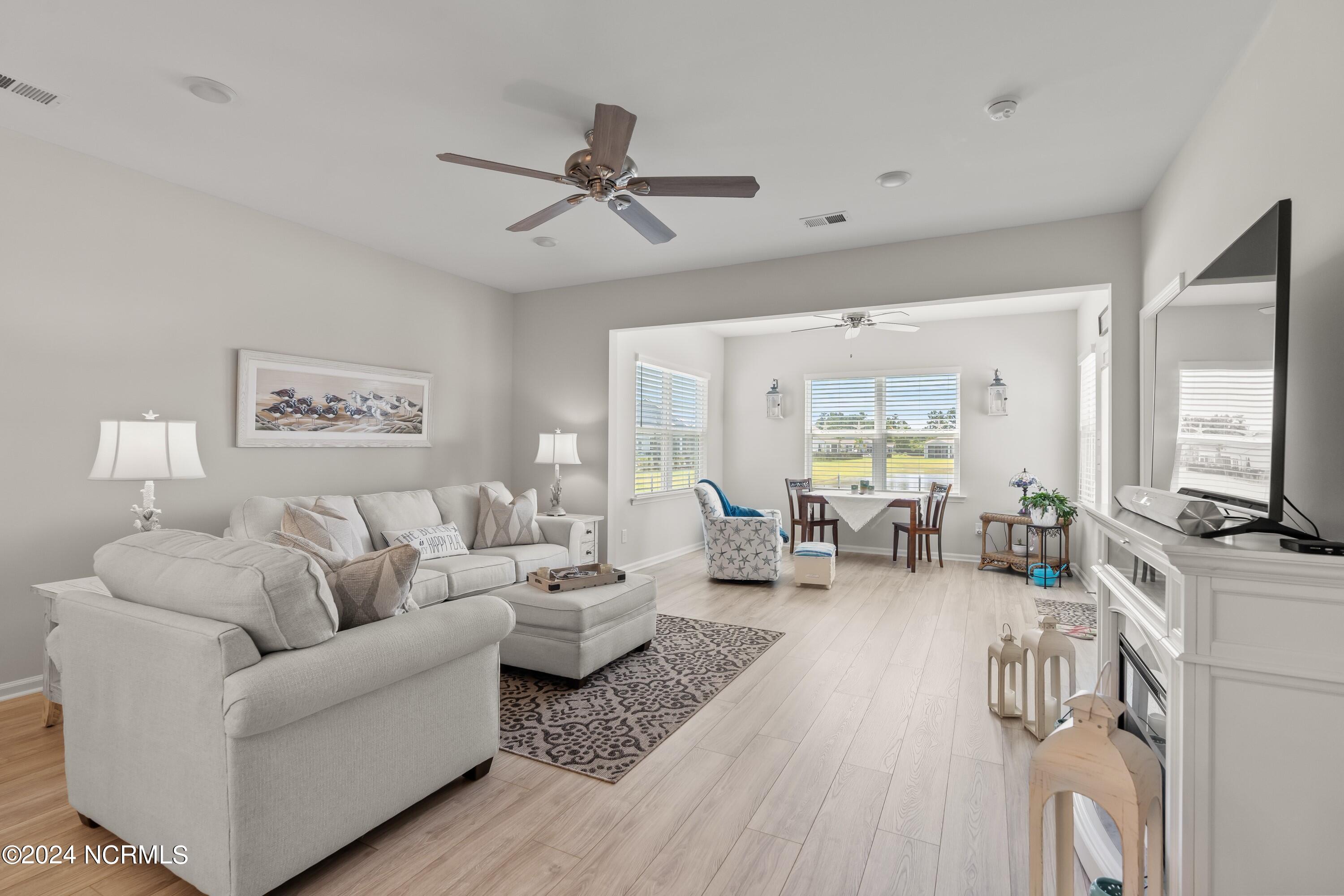 100536699 | Photo 10