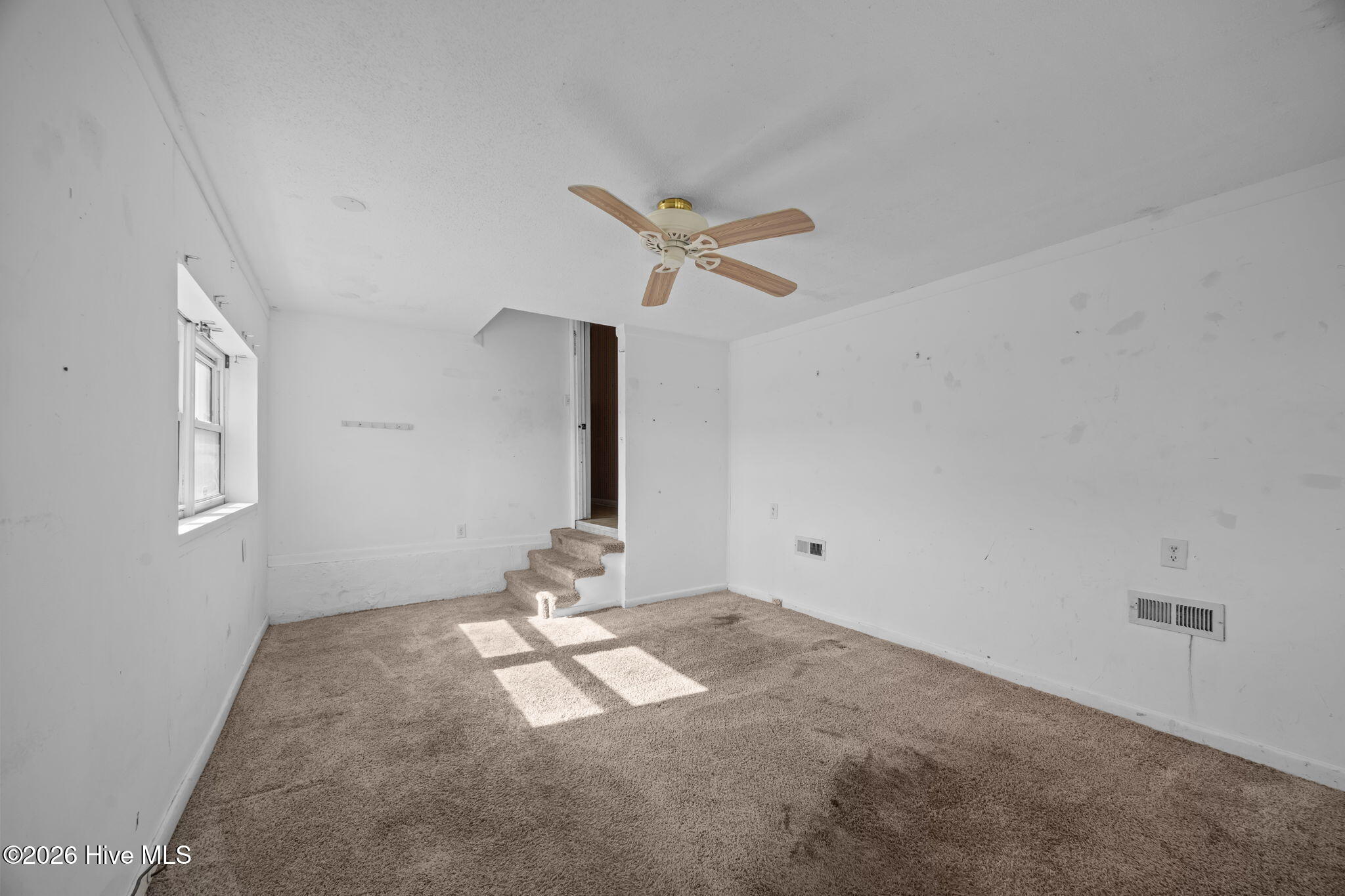 2501 Avery Street,Morehead City