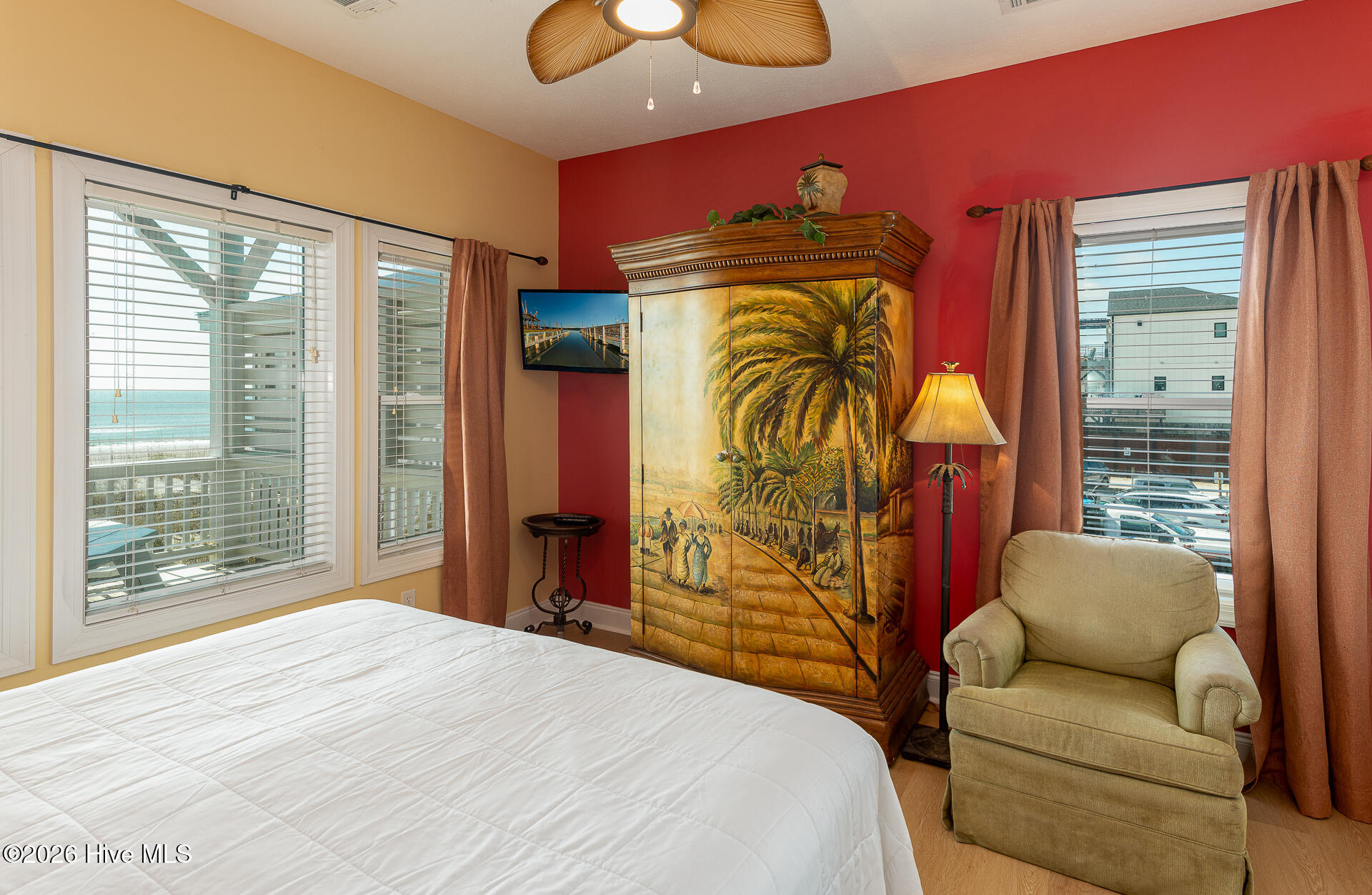 100558758 | Photo 25