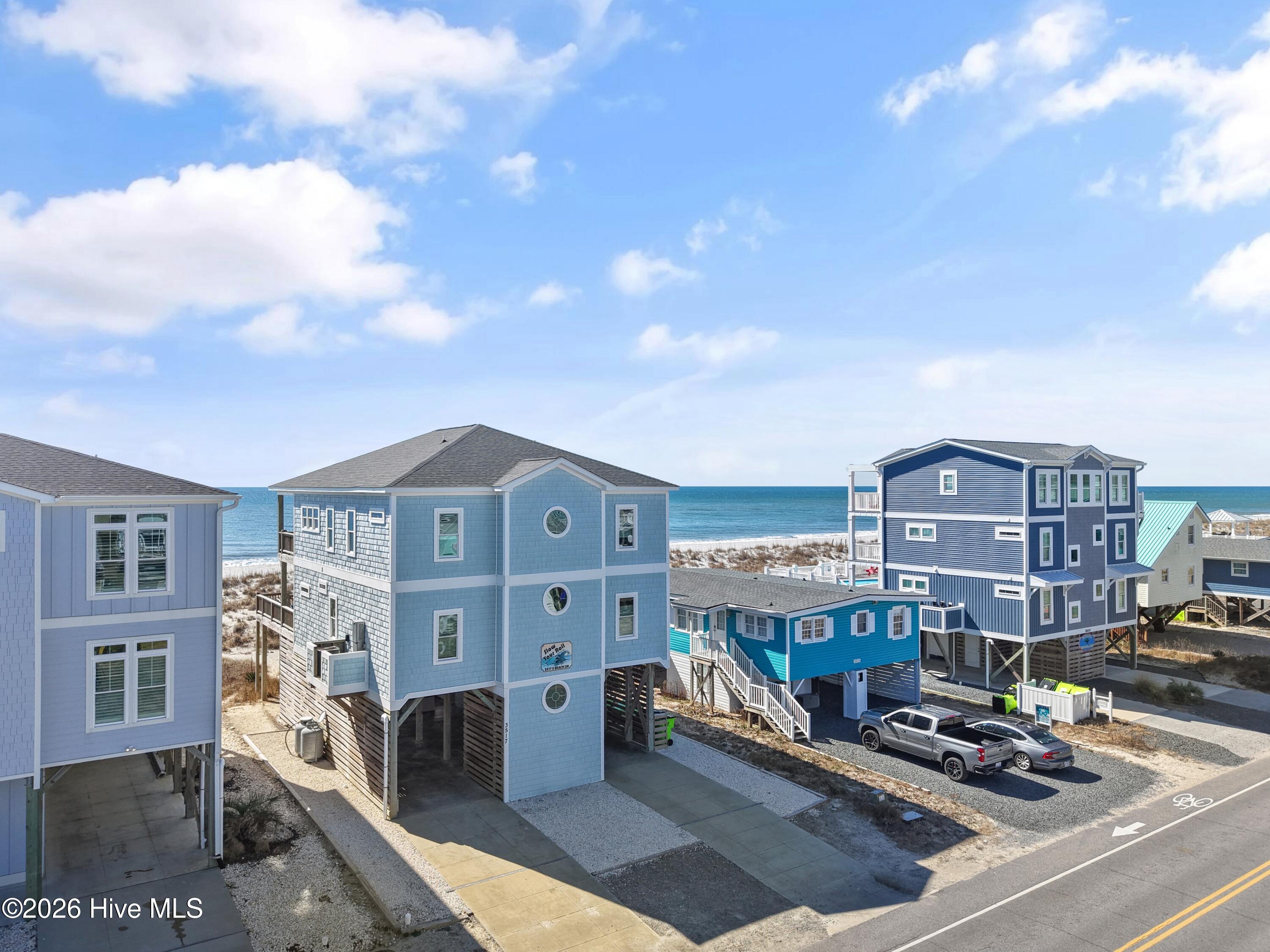 100557175 | Photo 64