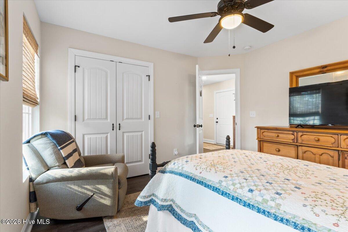 100548136 | Photo 37