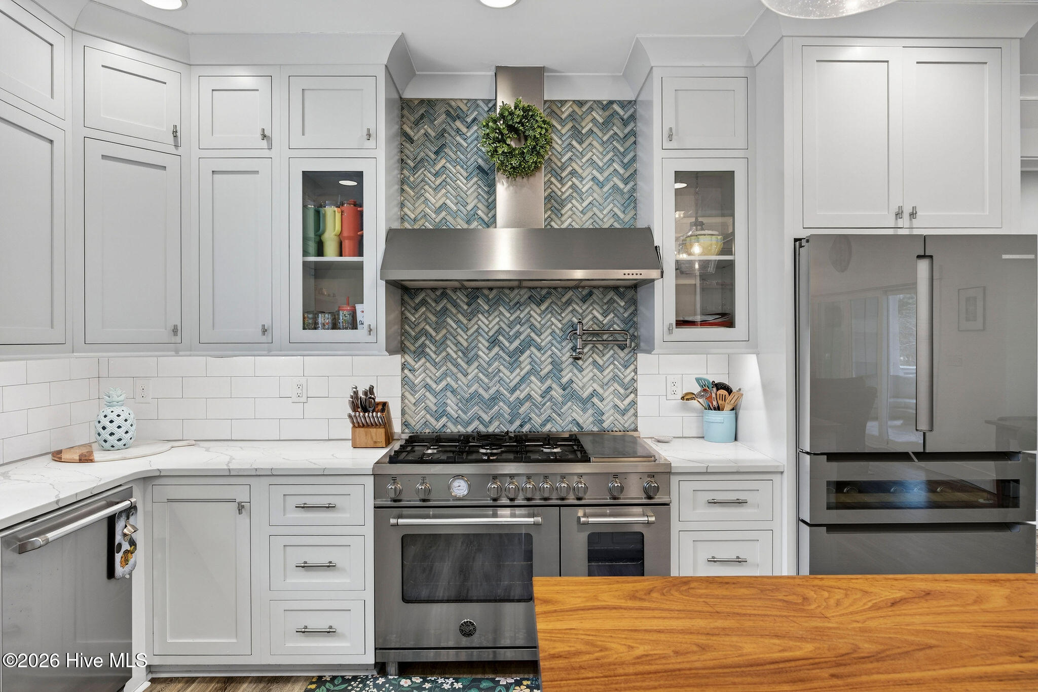 100555452 | Photo 15