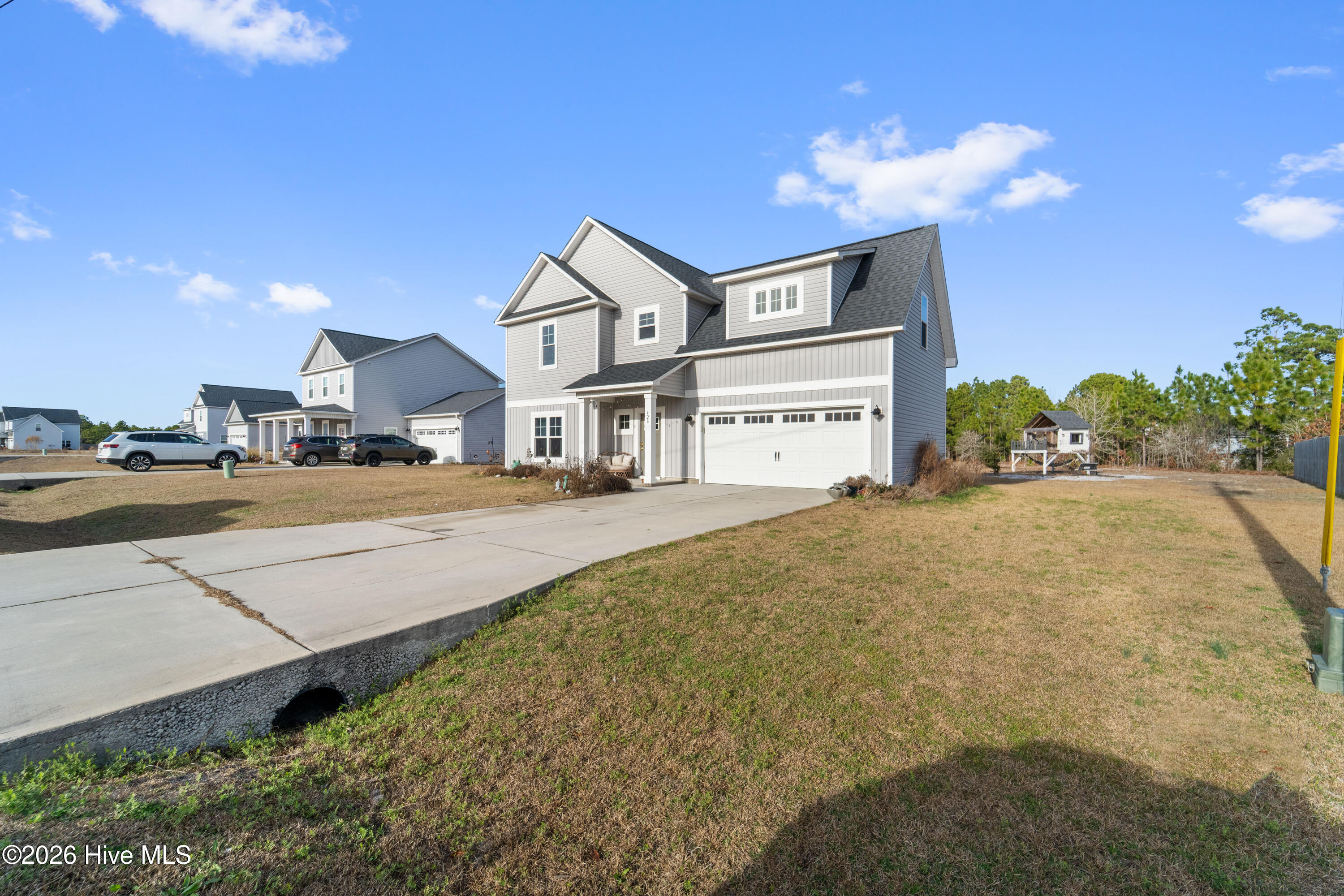 100549687 | Photo 59