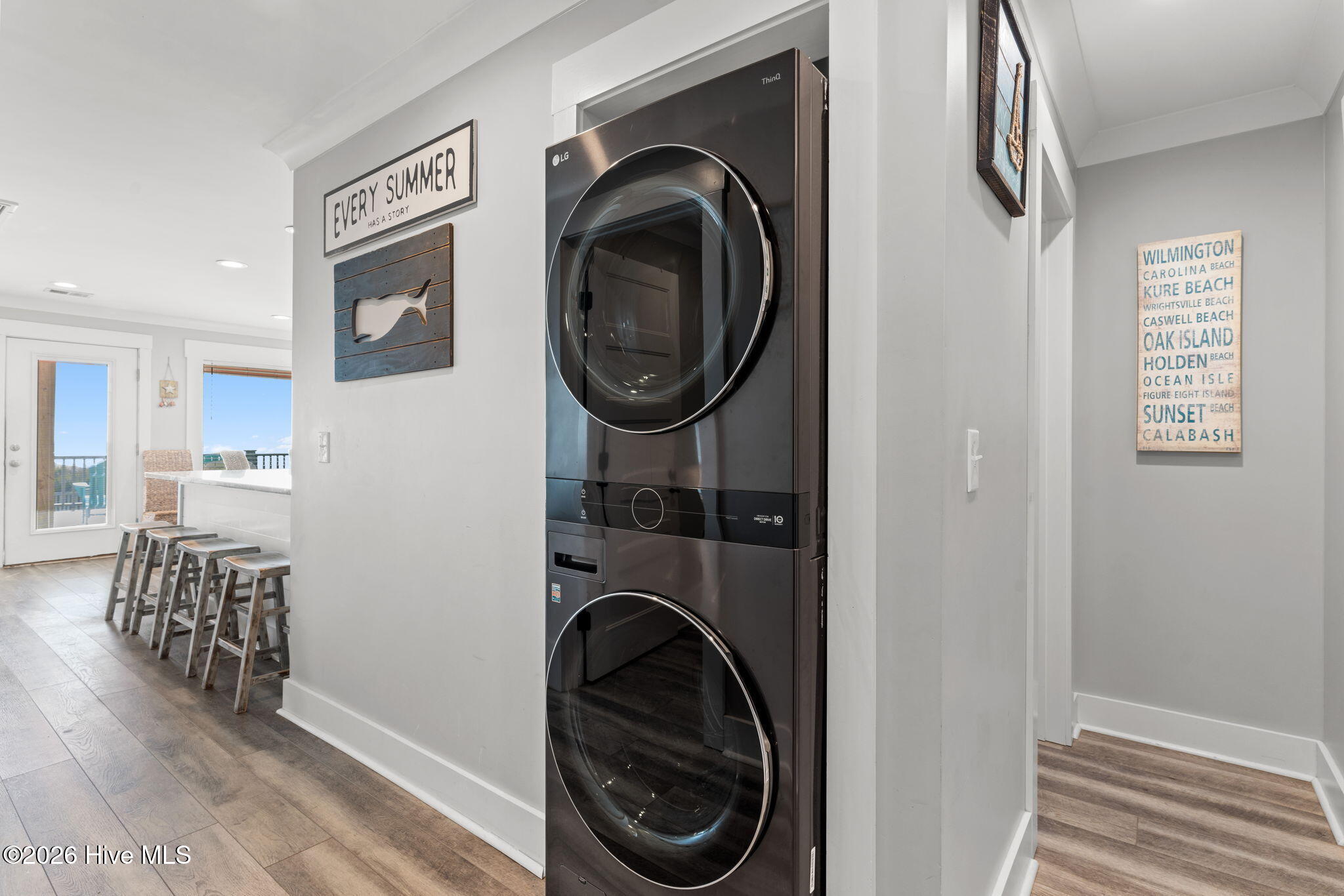 100552493 | Photo 21