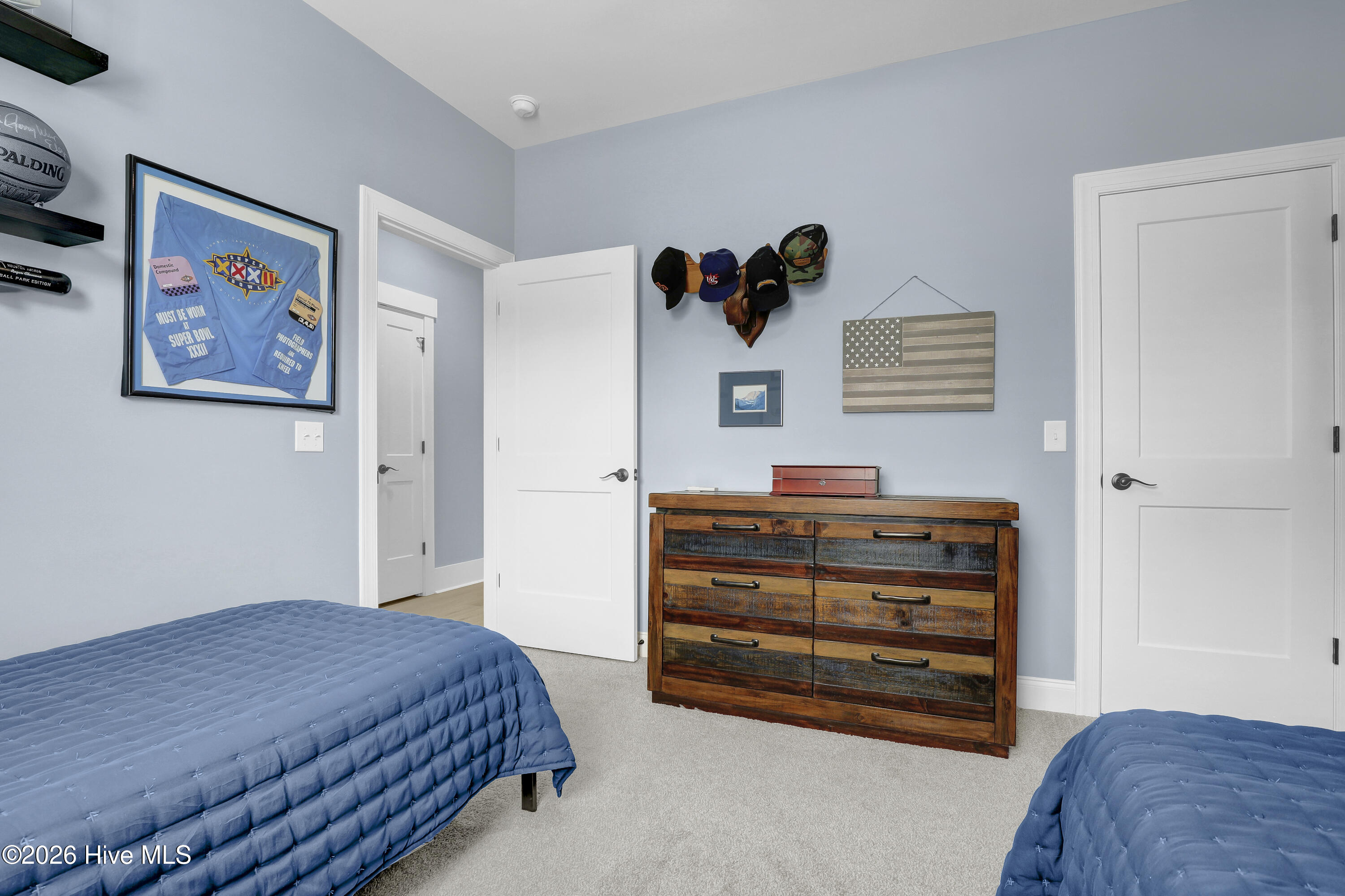 100567366 | Photo 27