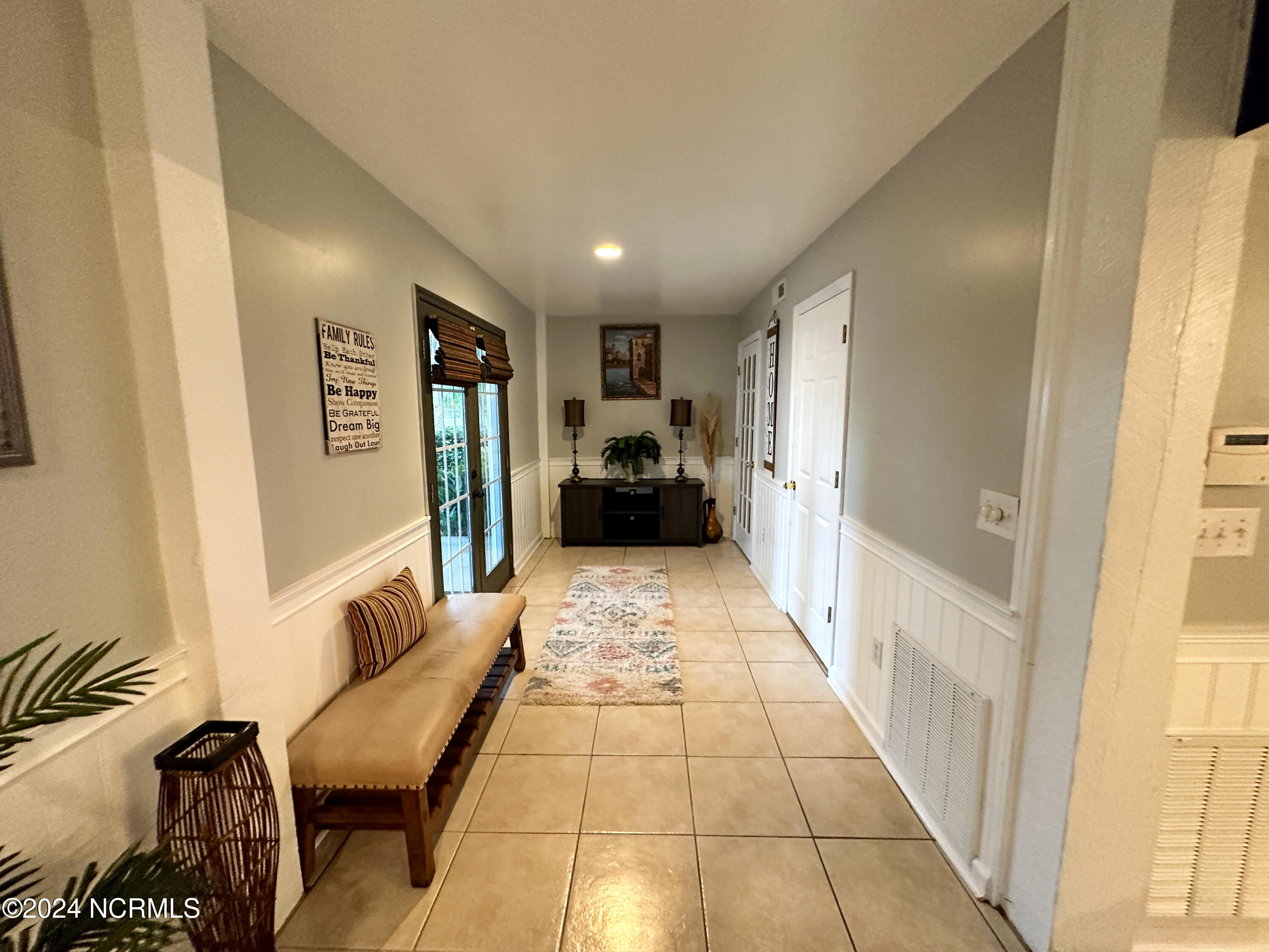 100558799 | Photo 21