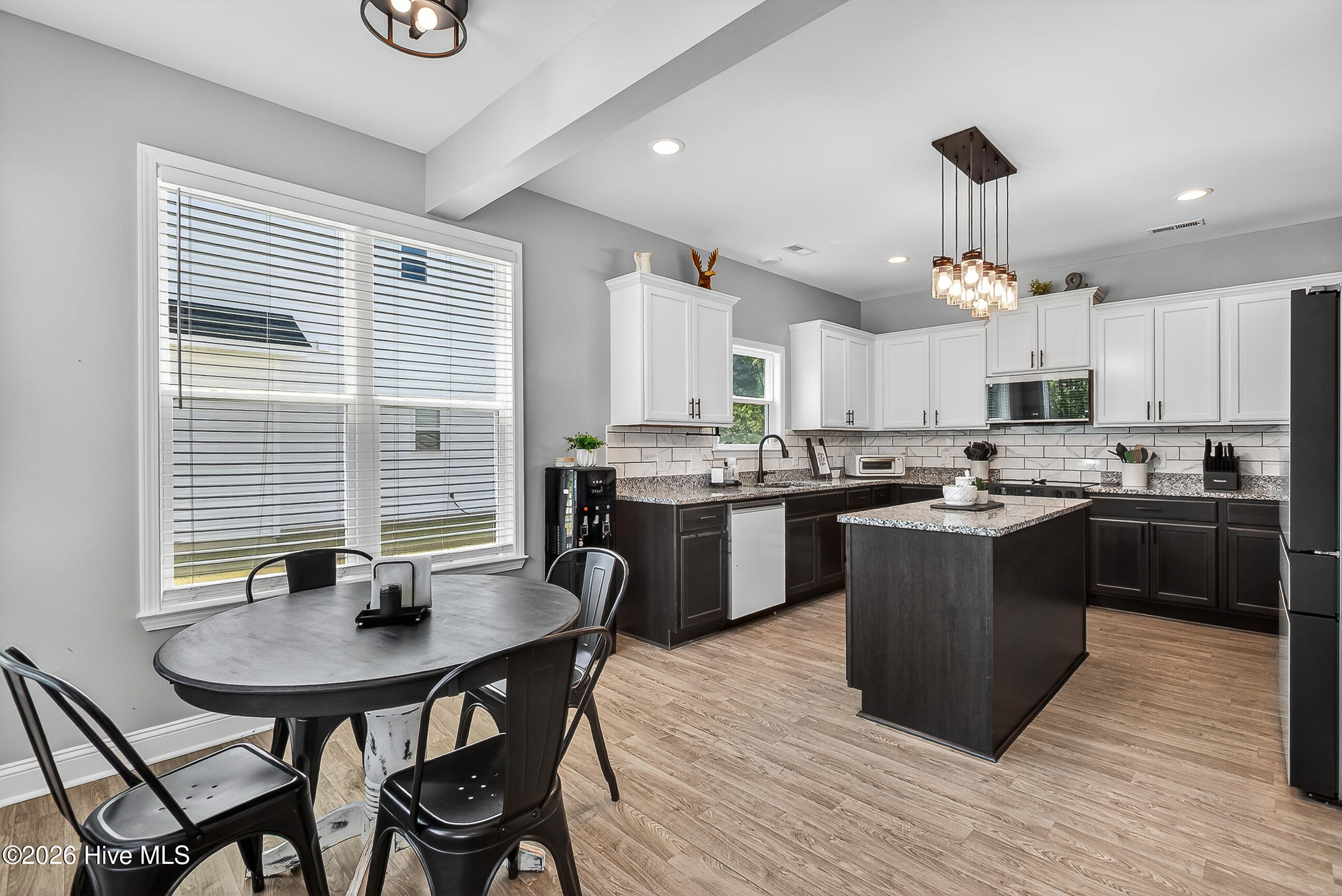 337 SW Plantation Drive,Maple Hill