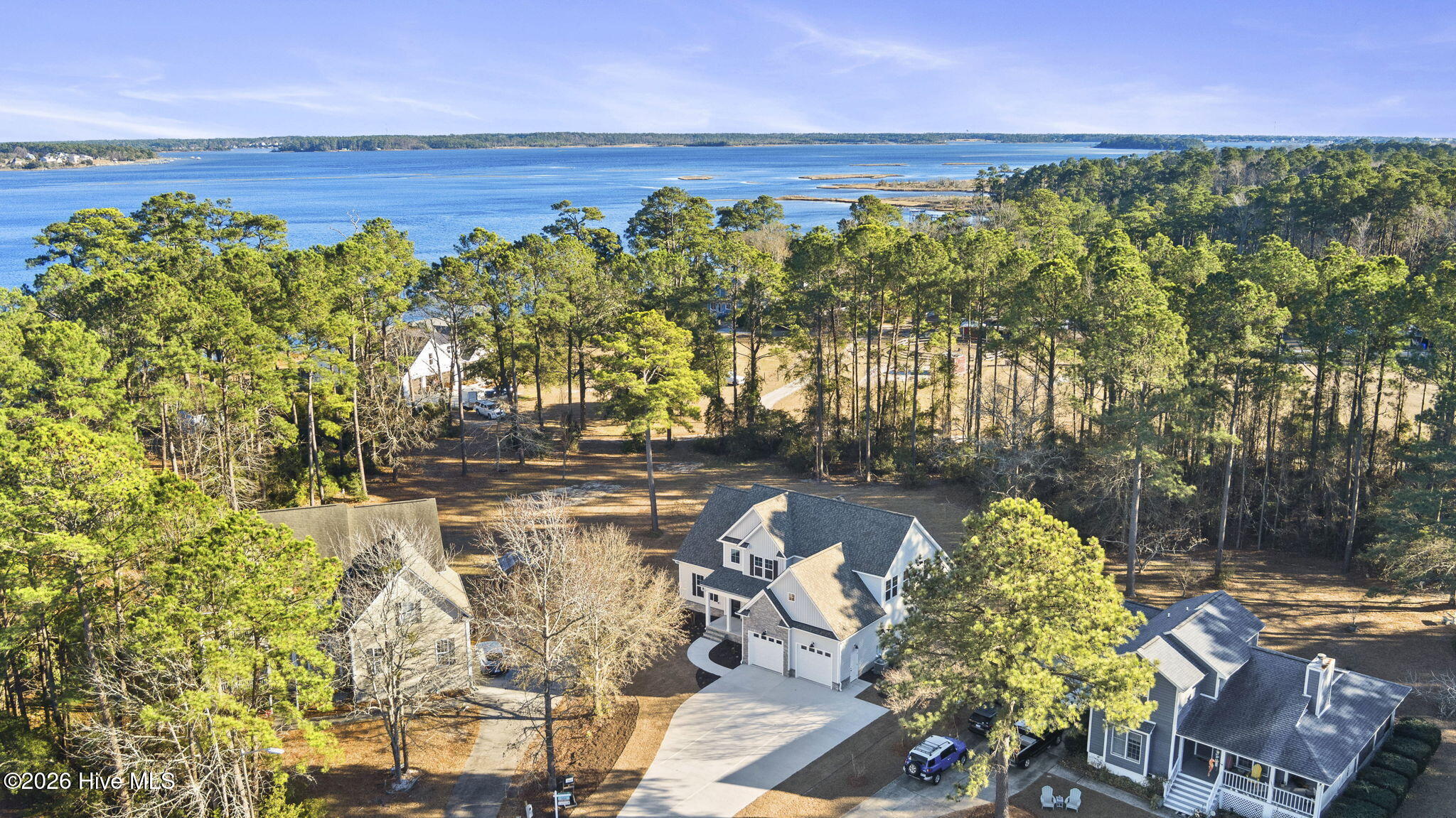 100516022 | Photo 93