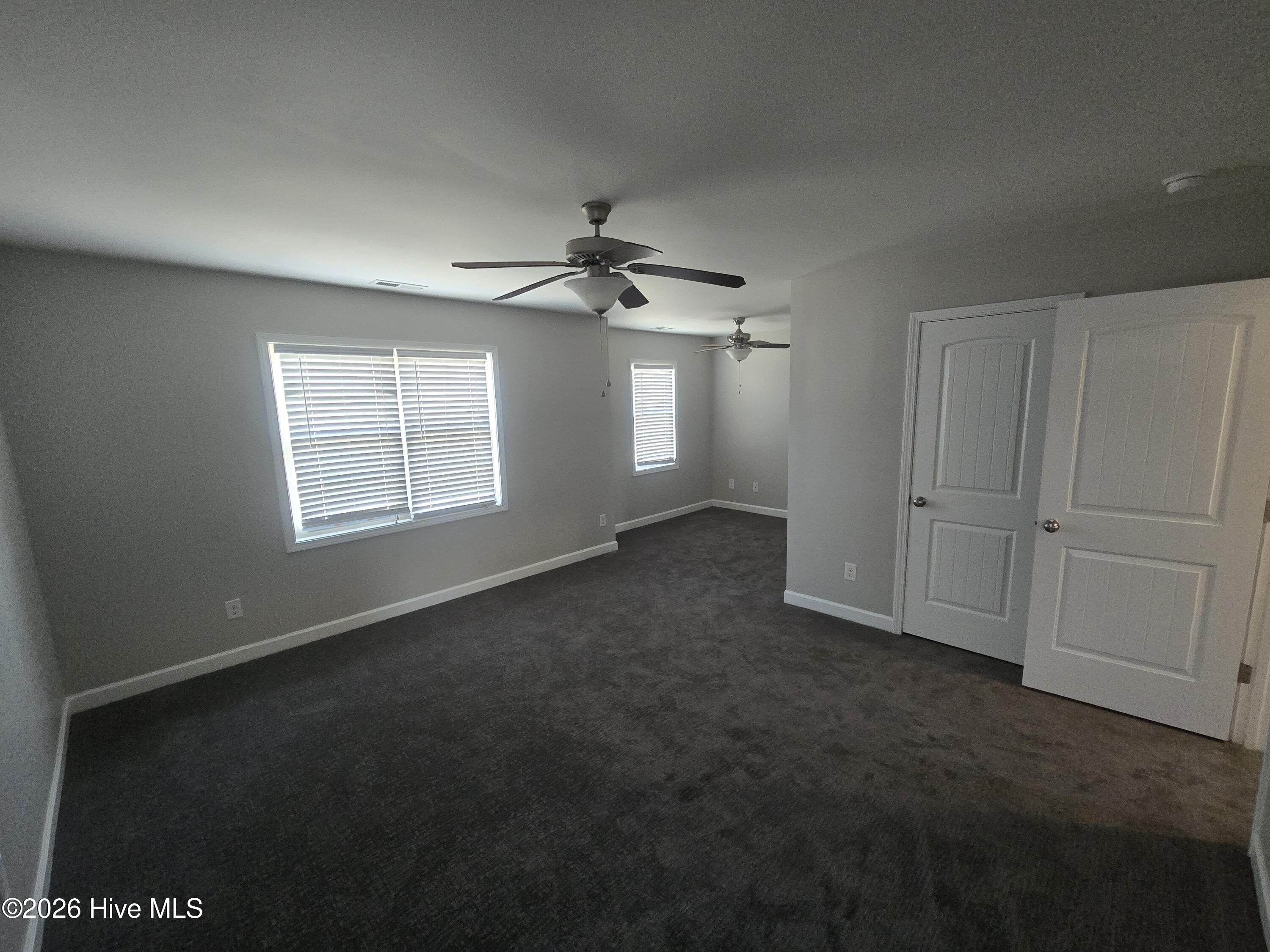 100562974 | Photo 13