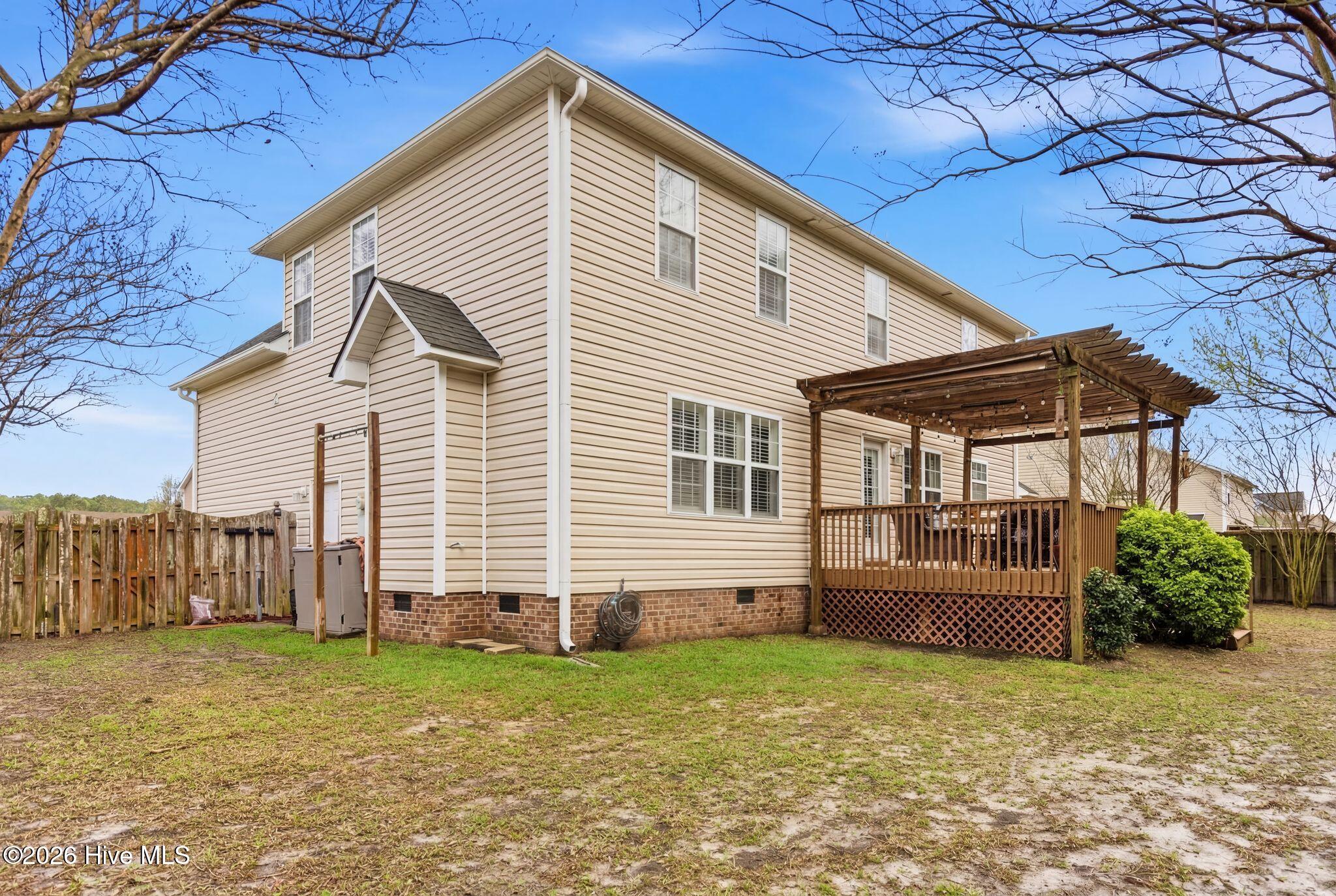 100561216 | Photo 35