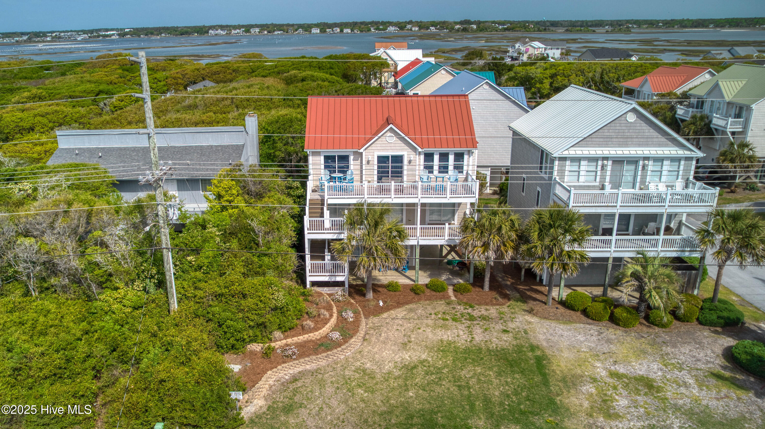 100502638 | Photo 55