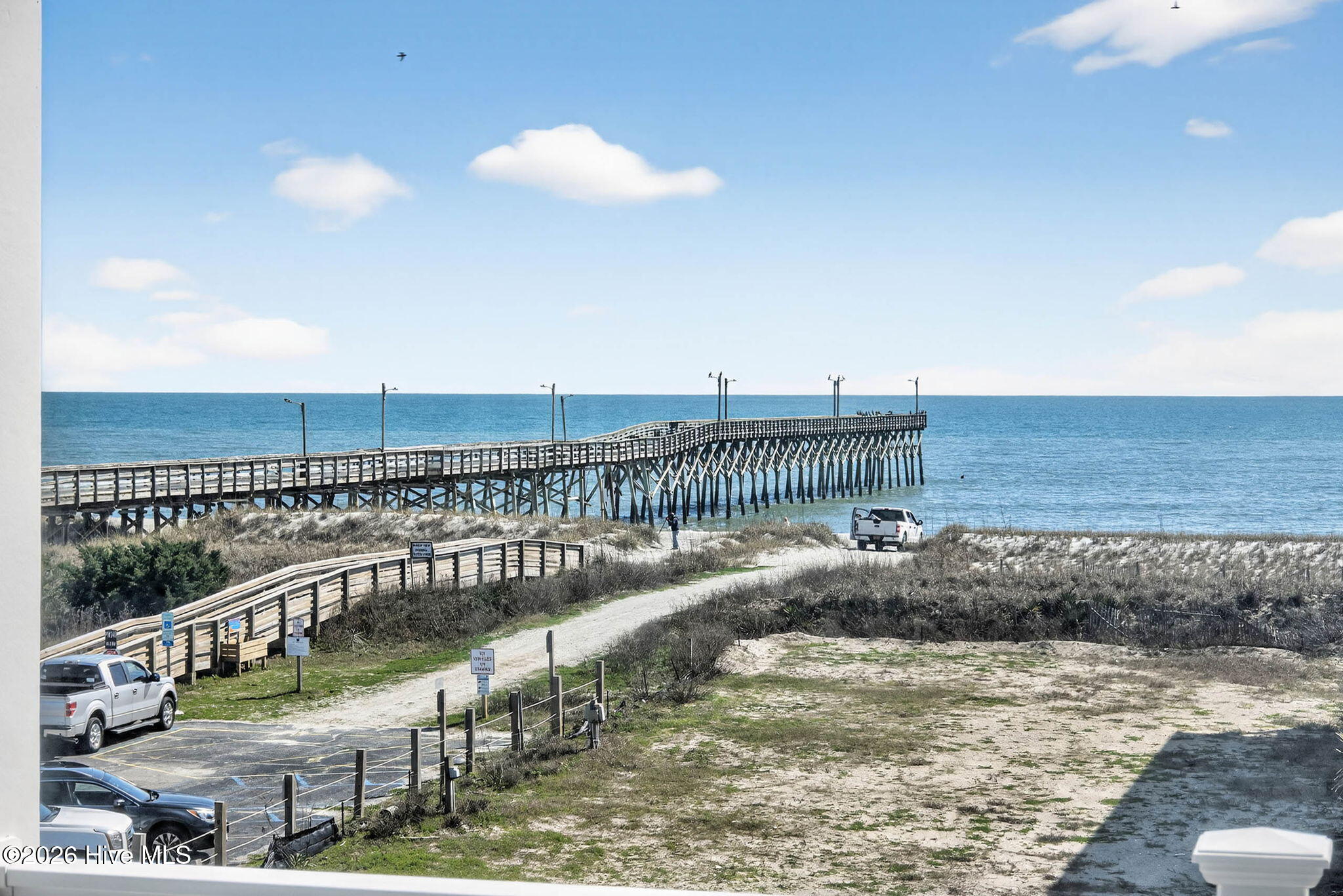 100543300 | Photo 79