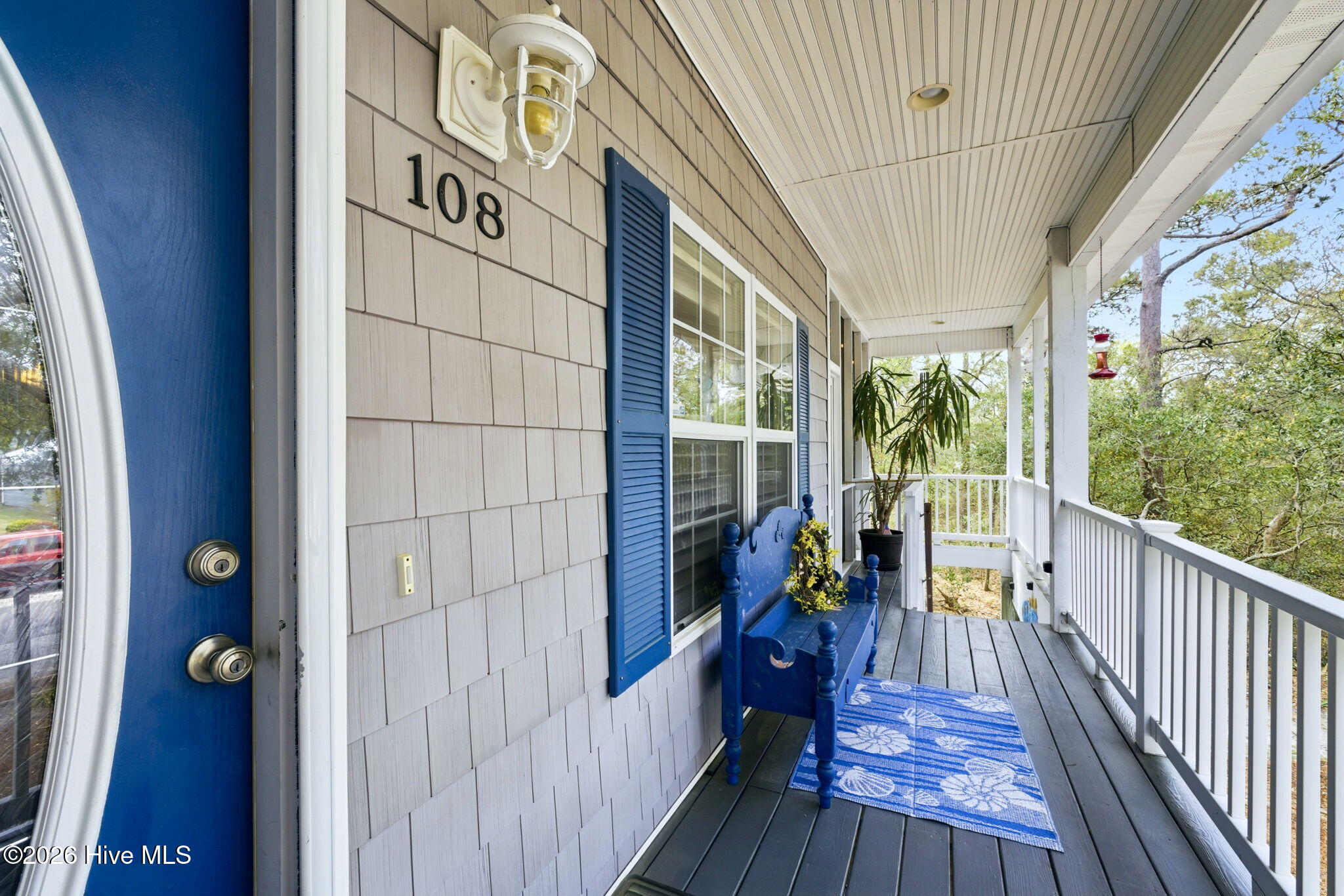 100565063 | Photo 19