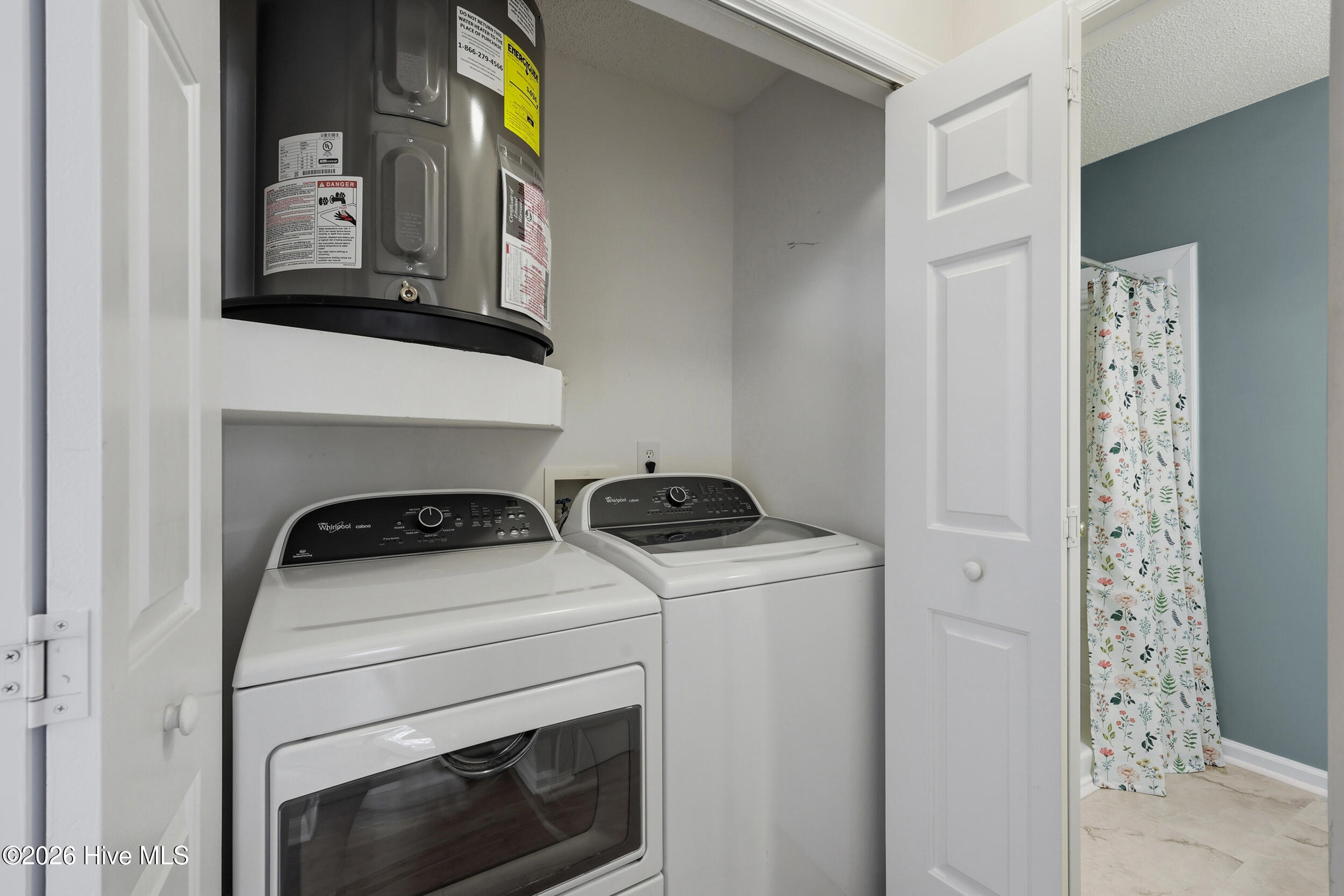 100560025 | Photo 21