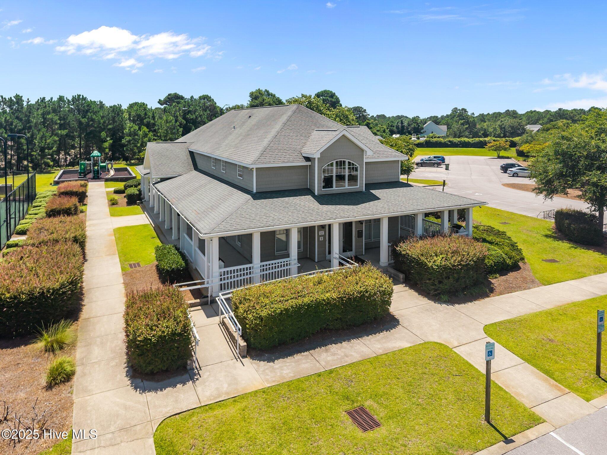 100518510 | Photo 63