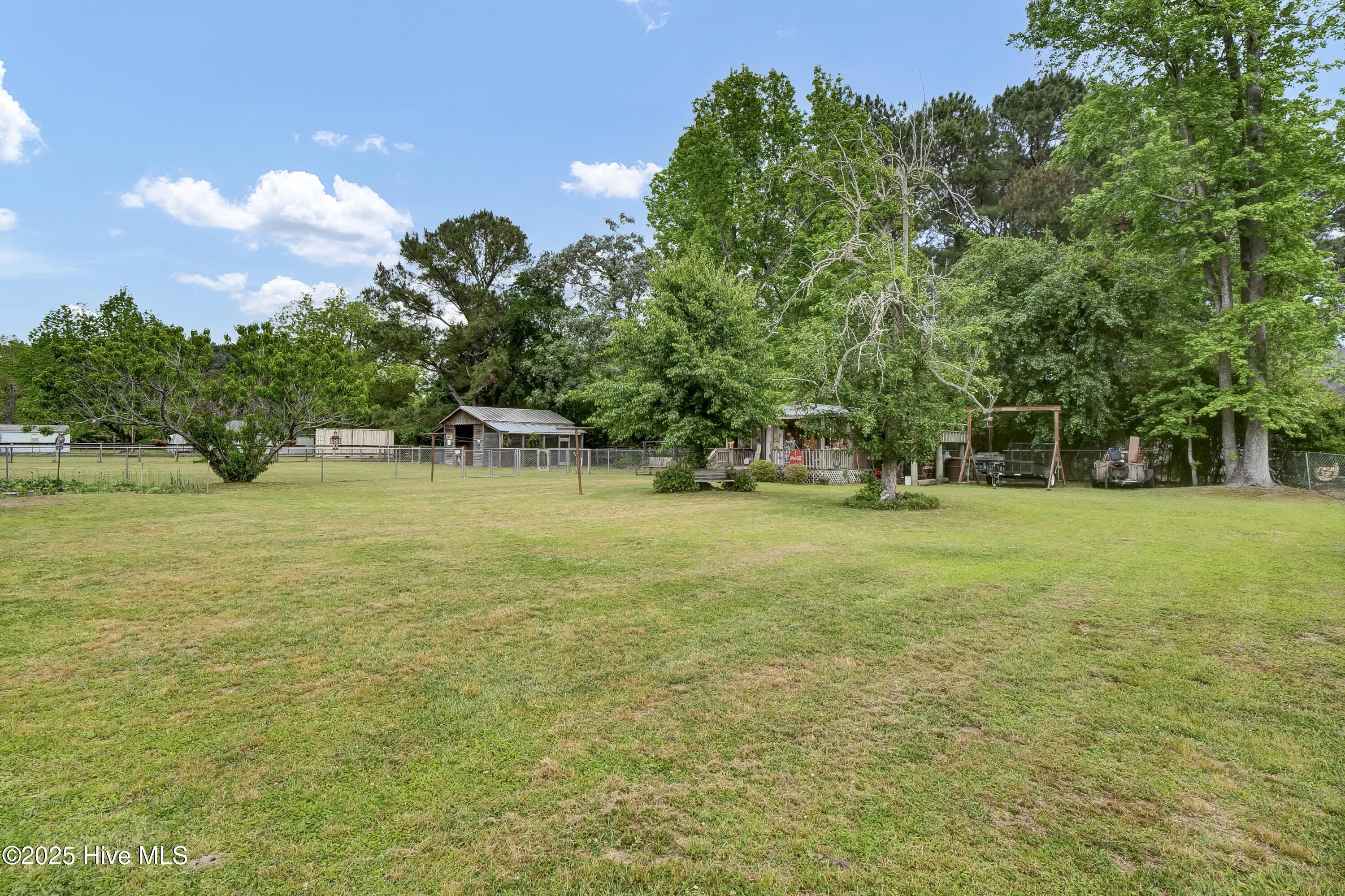 100503942 | Photo 26