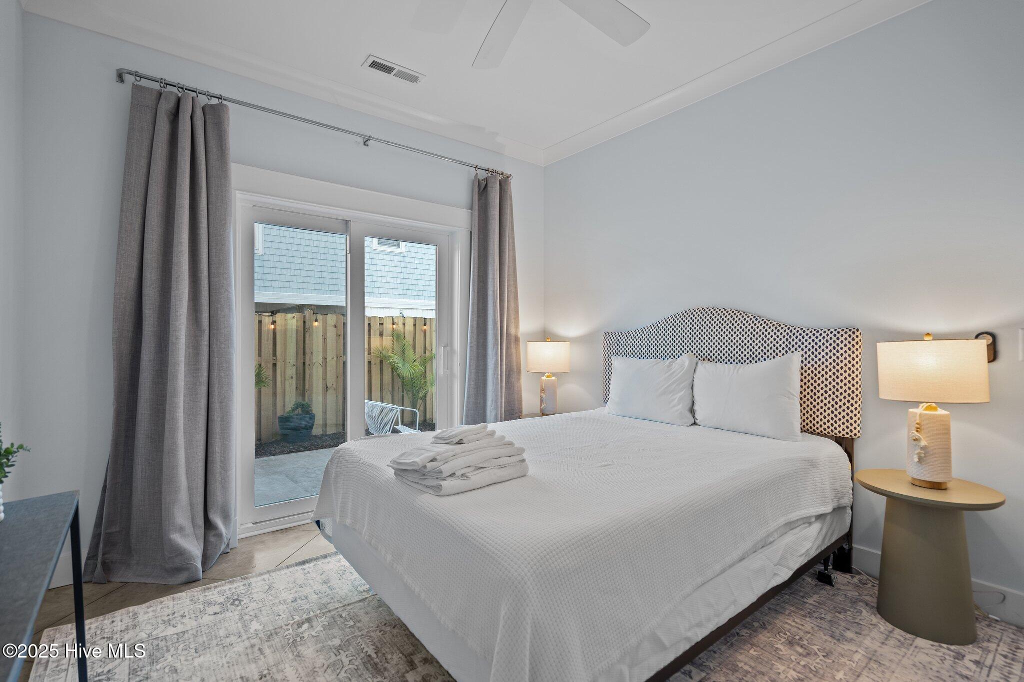 100529961 | Photo 21