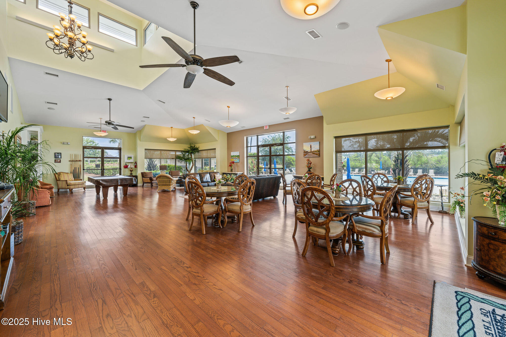 100531104 | Photo 79