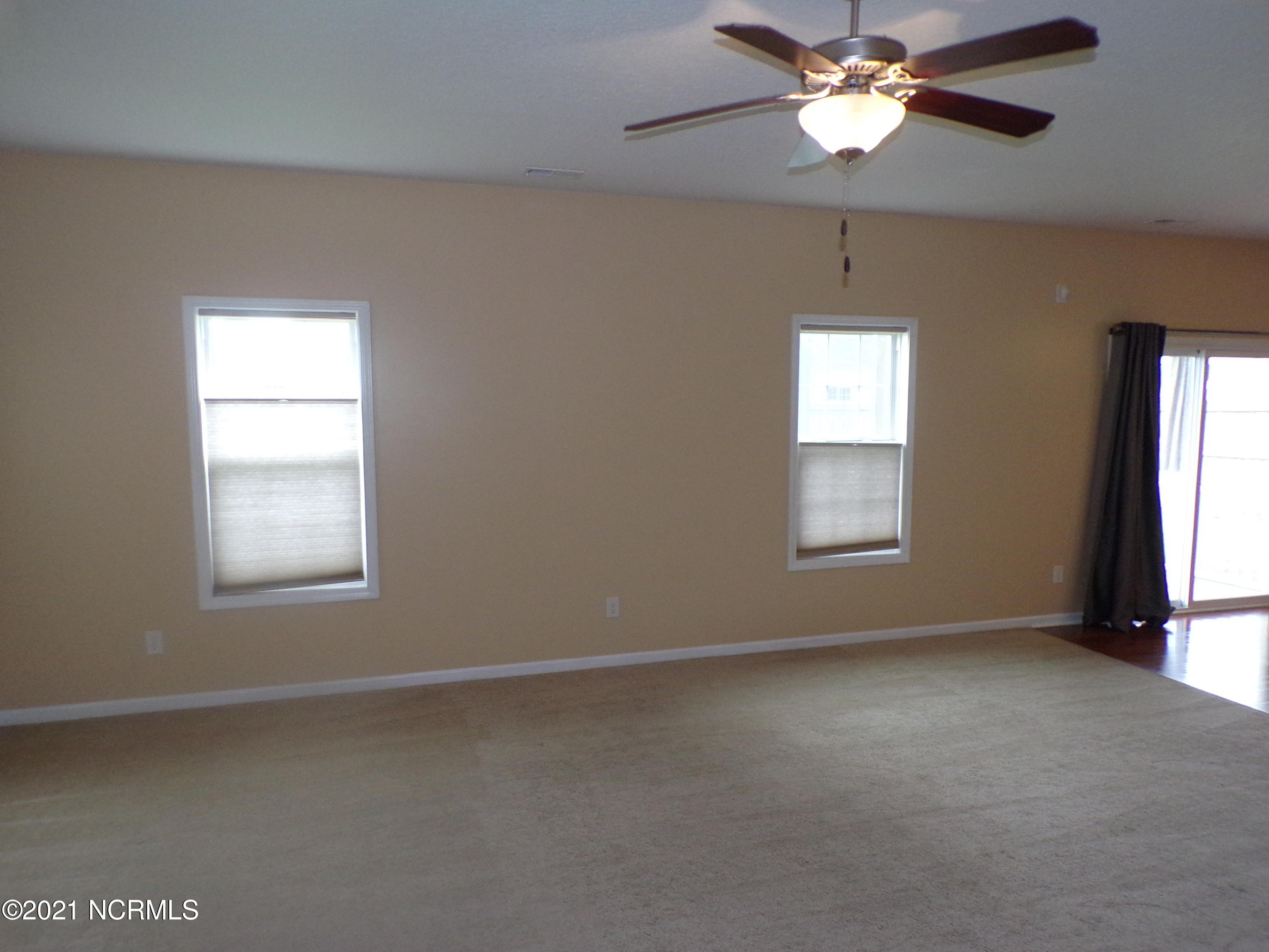 100559579 | Photo 20