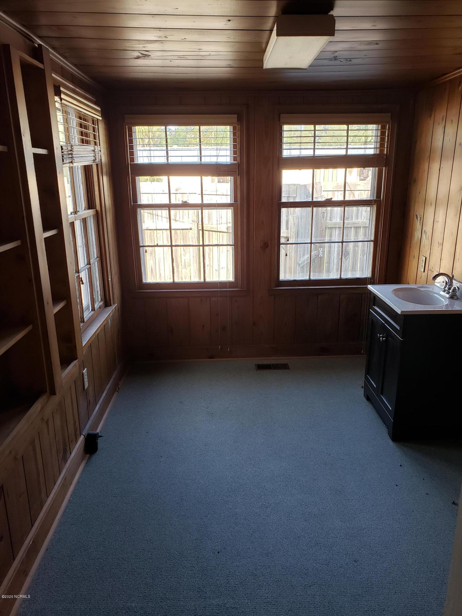 100537644 | Photo 13