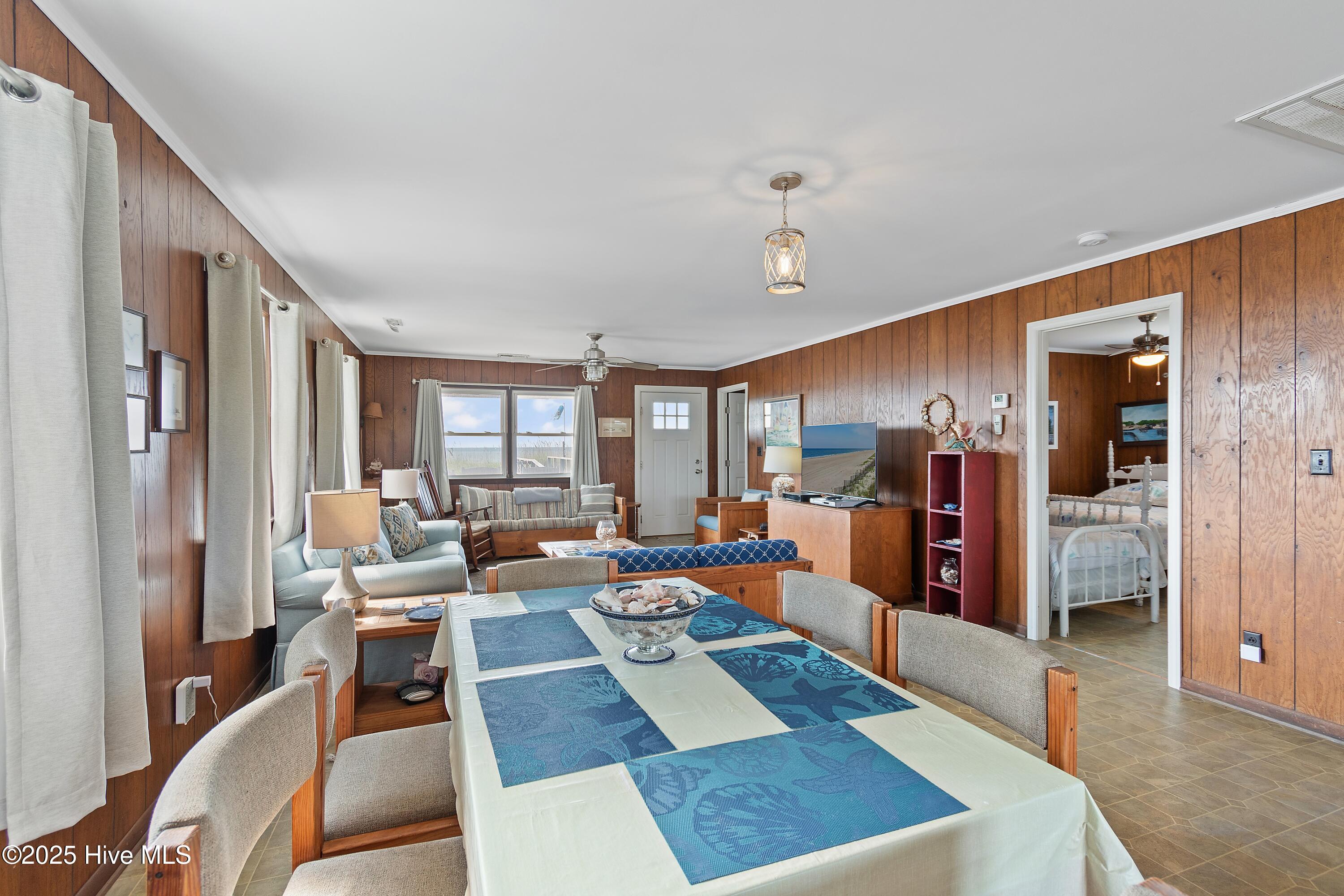 100529759 | Photo 22