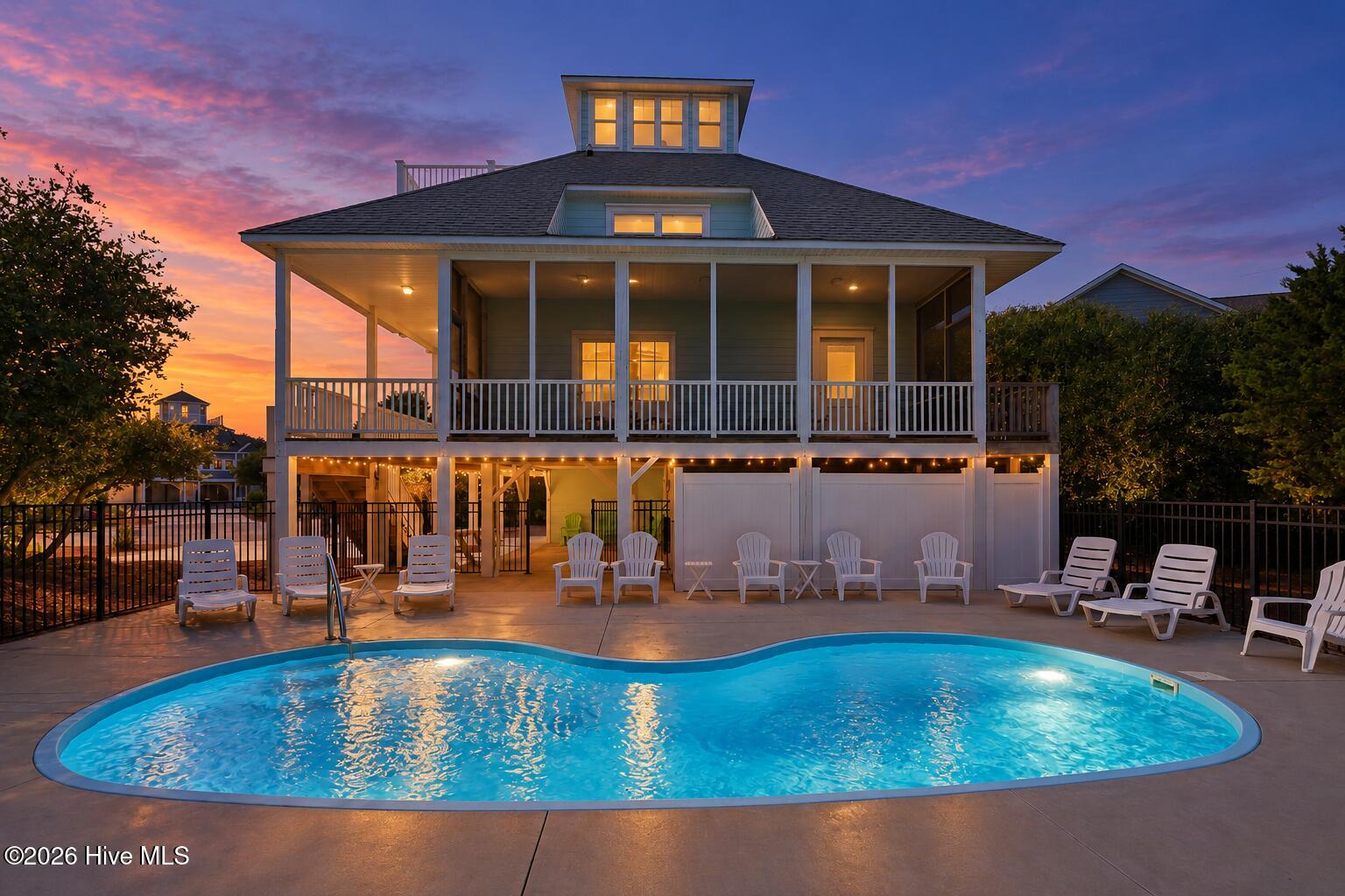 Photo 2 of Single family home for sale at 102 Alex Ct, Emerald Isle, NC 28594 | MLS# 100601740 | Listing updated on 2026-10-05