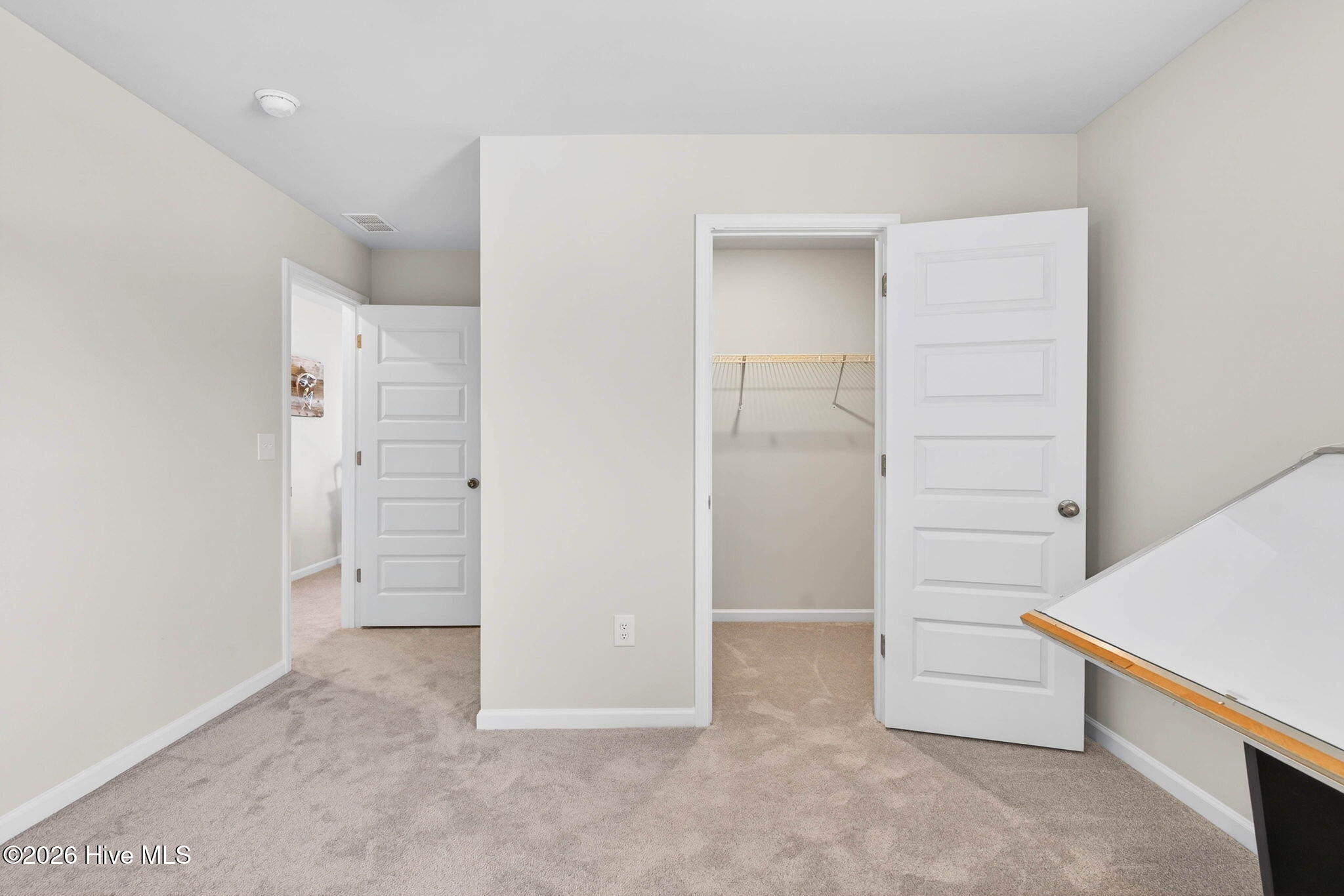 100564672 | Photo 28