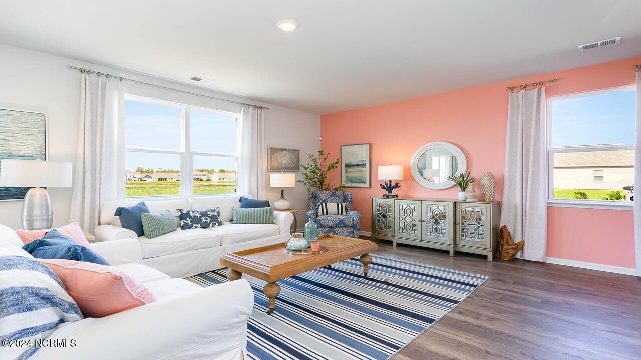 100541899 | Photo 12