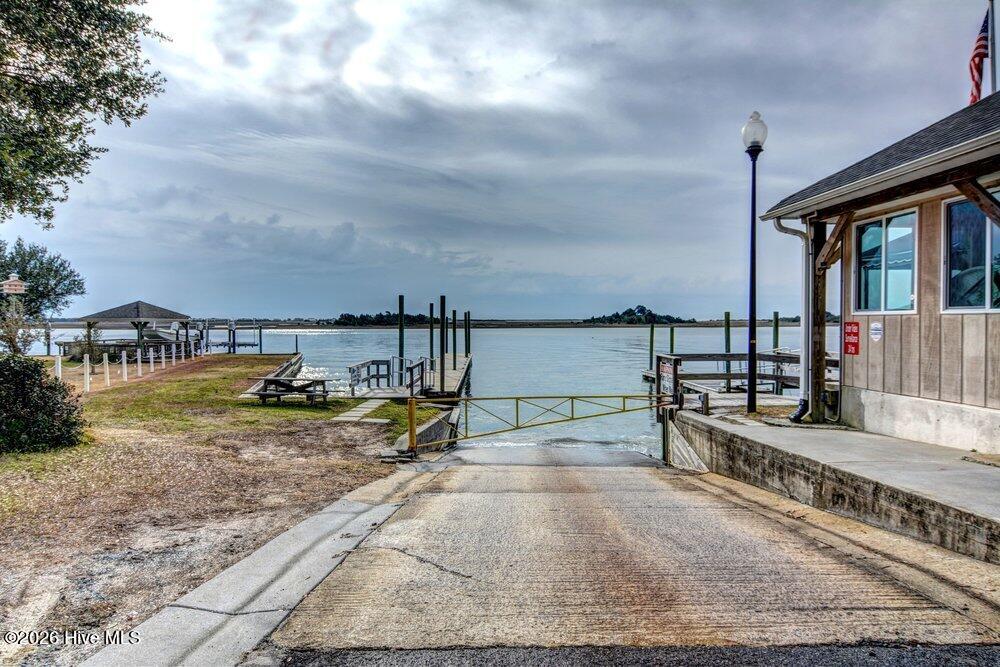 707 N Green Tee Road, Hampstead, NC, 28443