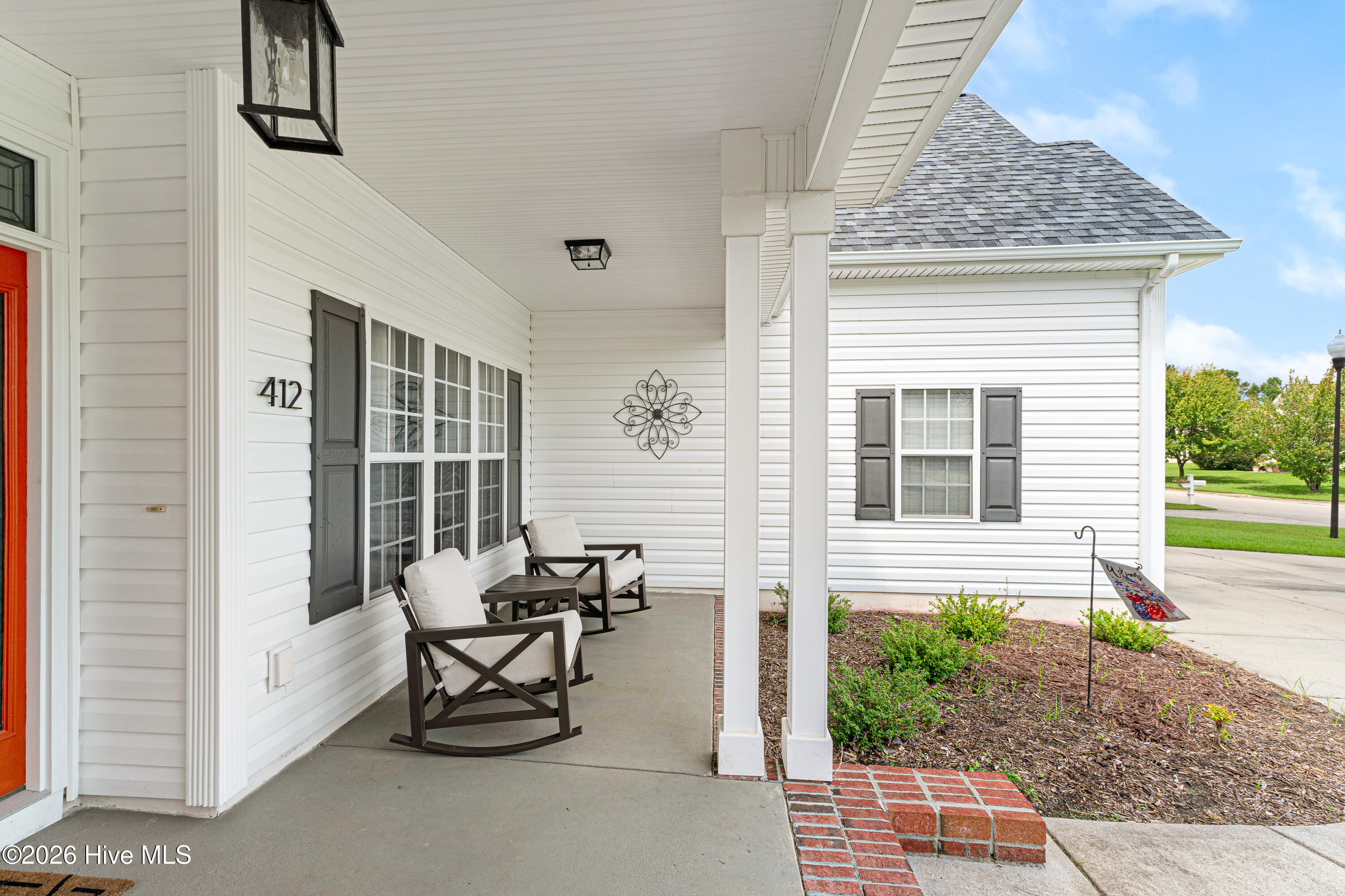 412 Waverly Court,Newport