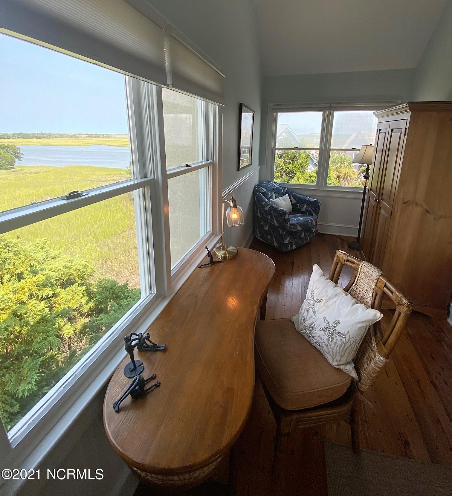 100565014 | Photo 19