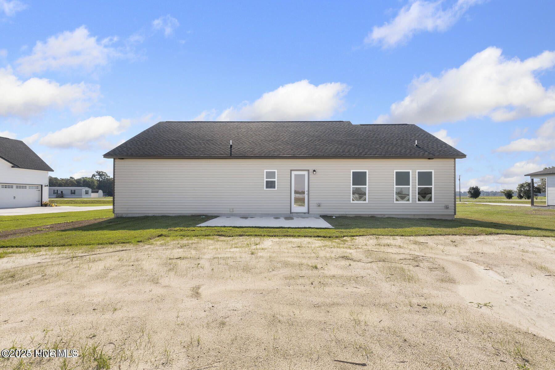 100541330 | Photo 25