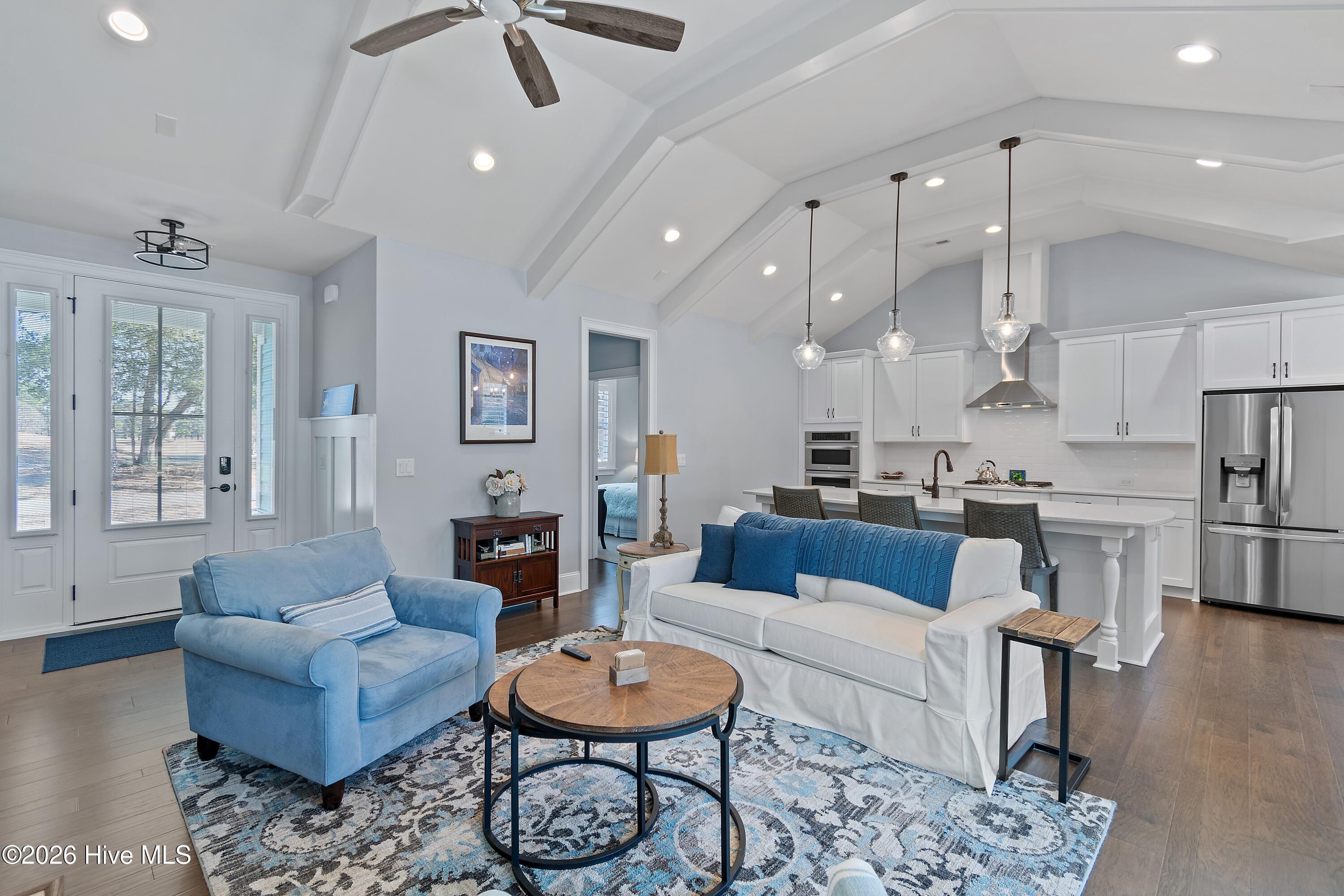 100552502 | Photo 20